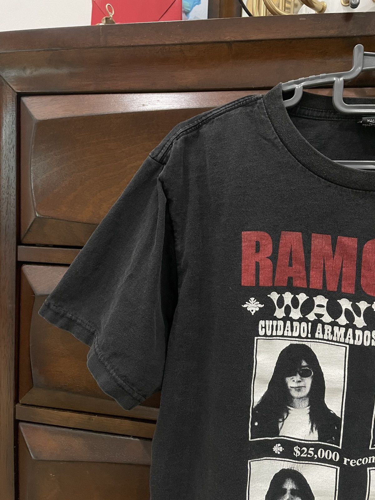 Band Tees Vintage The Ramones Line Up Mirror Print Size US L / EU 52-54 / 3 - 7 Thumbnail