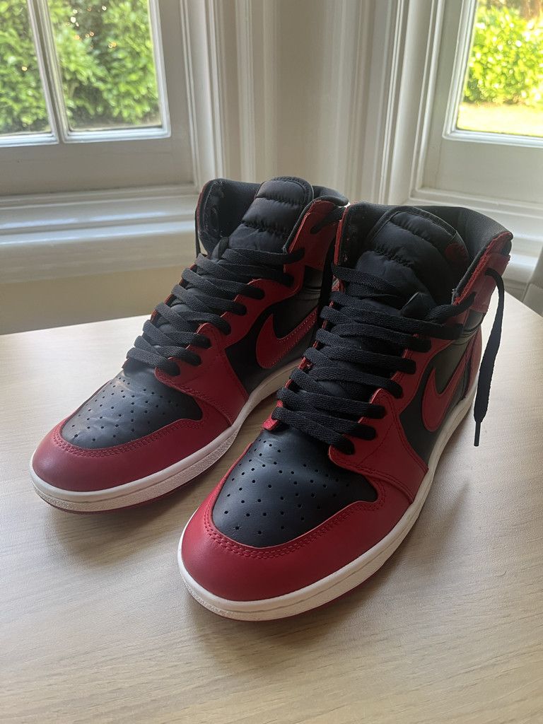 Nike Air Jordan 1 High ’85 “Banned” Size US 12 / EU 45 - 1 Thumbnail