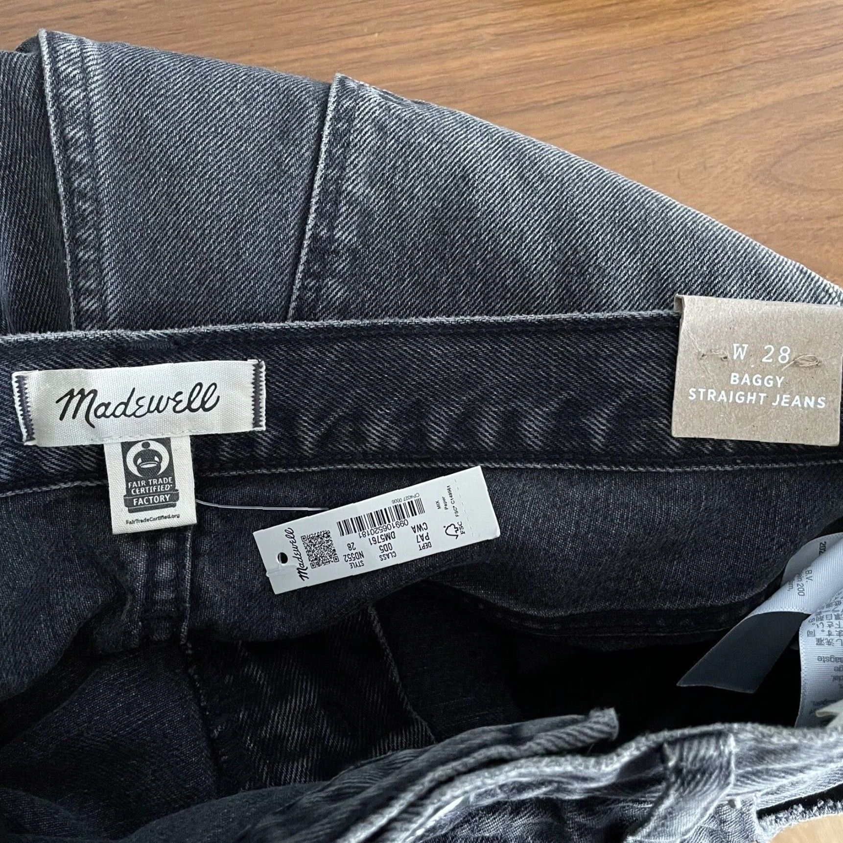 Madewell Madewell Baggy Straight Jeans Cavell Wash Ripped Edition Size 28 Size 28" / US 6 / IT 42 - 7 Thumbnail