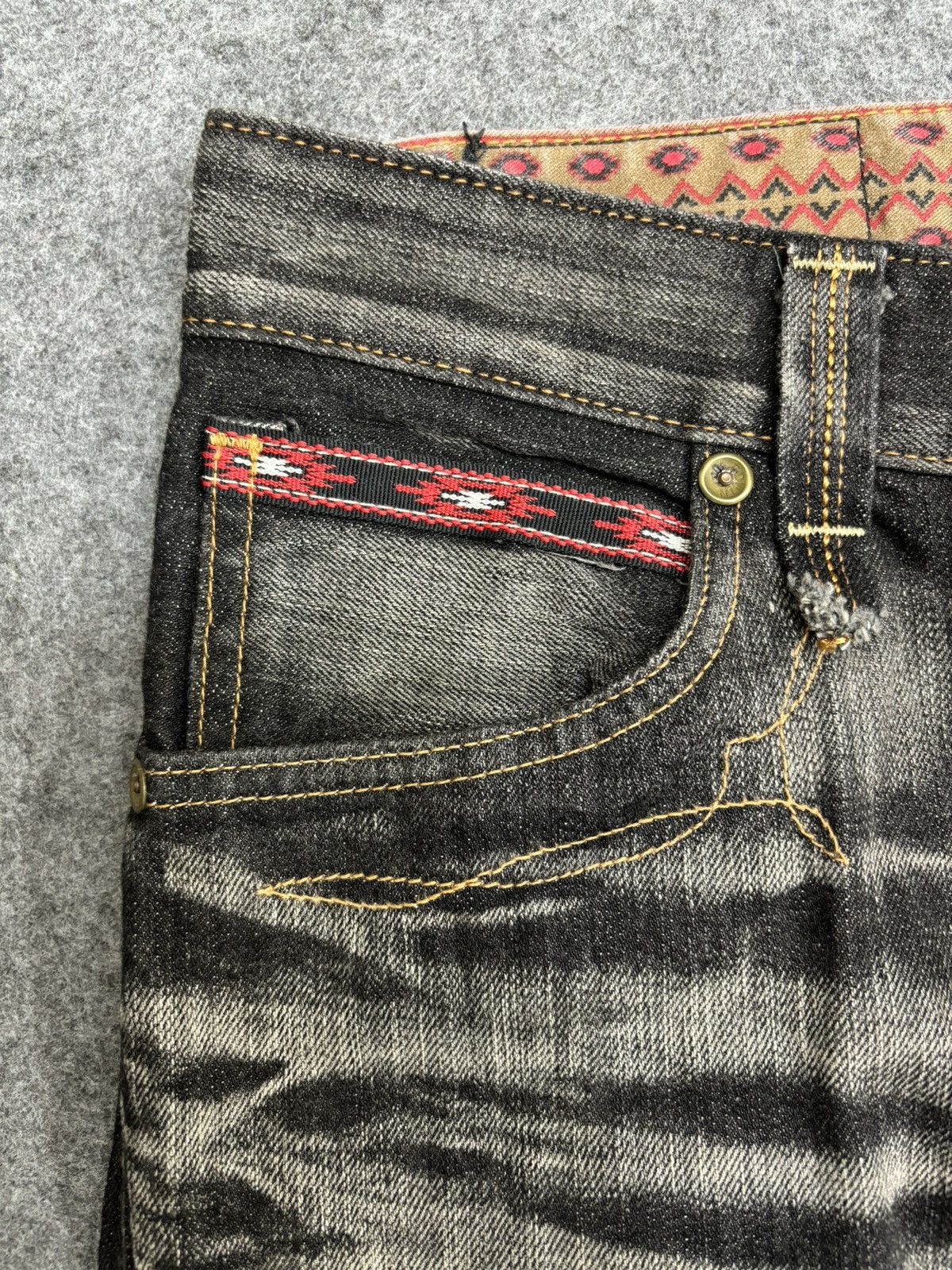 Edwin 💥Raw Fades💥Edwin 423XVS Raw Artisanal Fades Denim F480 Size US 31 - 9 Thumbnail