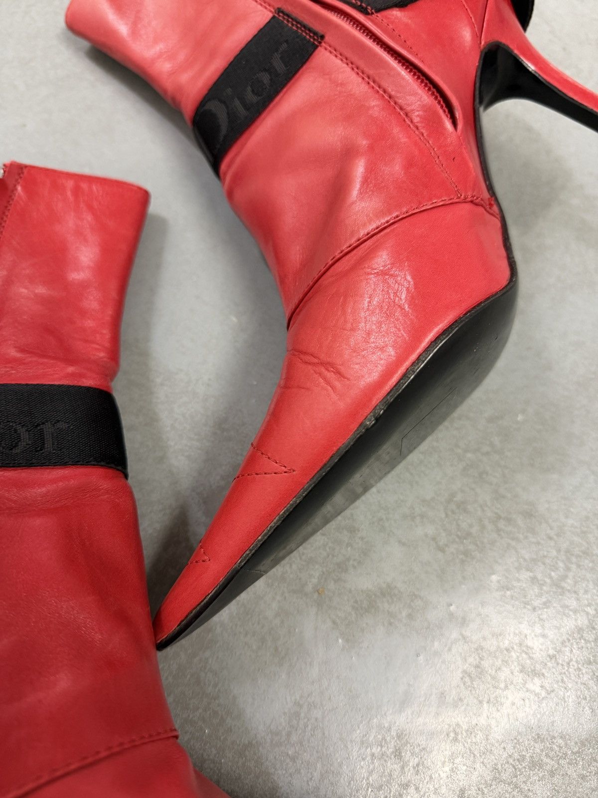 Dior Dior by John Galliano Red Leather Strap Ankle Boots Size US 9.5 / IT 39.5 - 8 Thumbnail