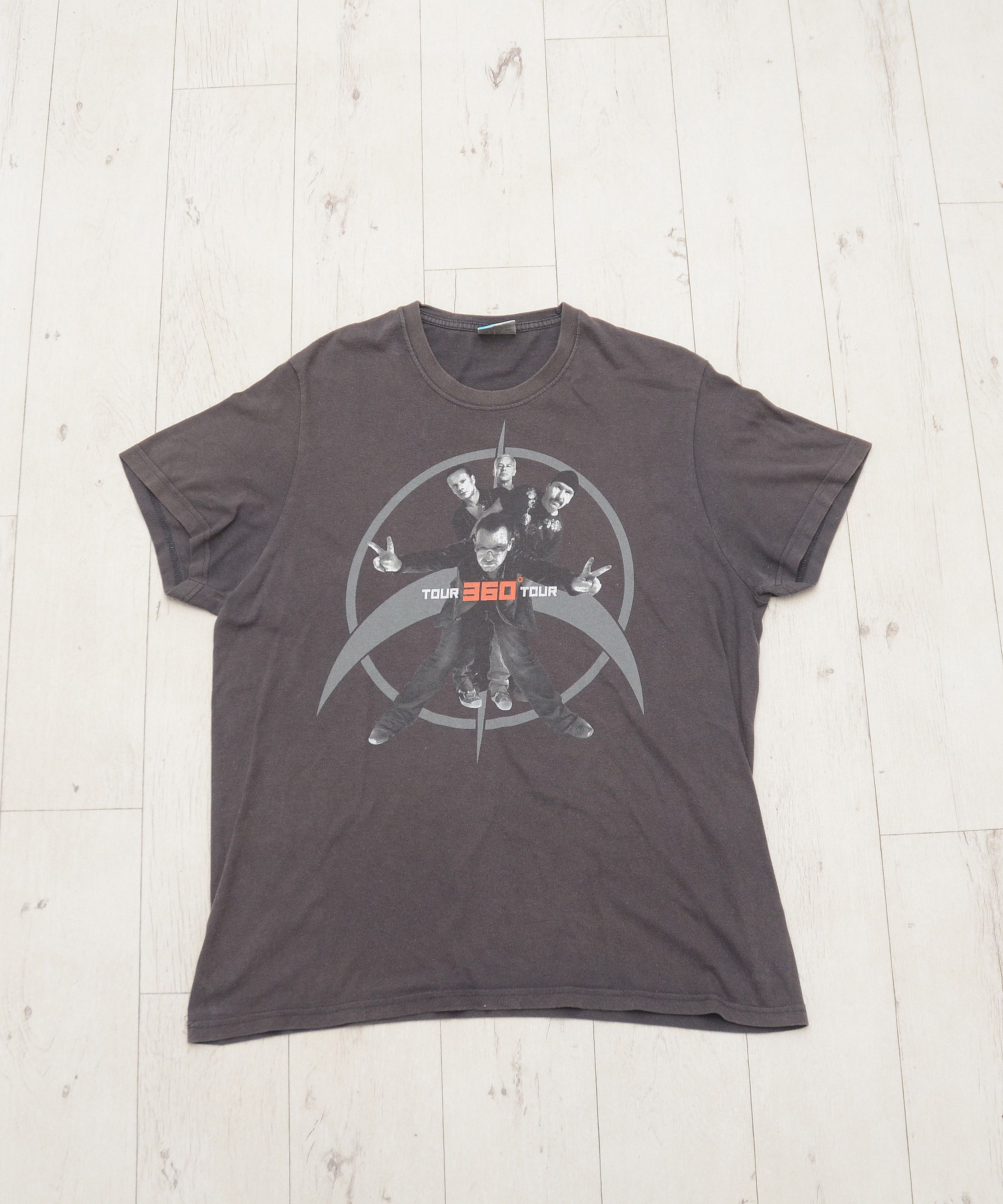 Band Tees U2 360 Tour Tee T-shirt Date Band 2009 Y2K Rock Size US XL / EU 56 / 4 - 1 Thumbnail