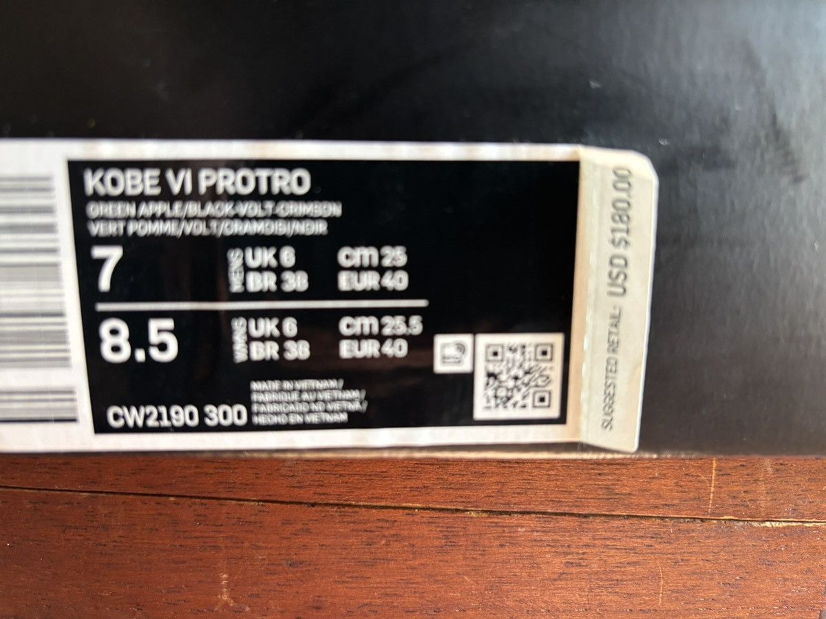Nike KOBE VI PROTRO Size US 7 / EU 40 - 7 Thumbnail