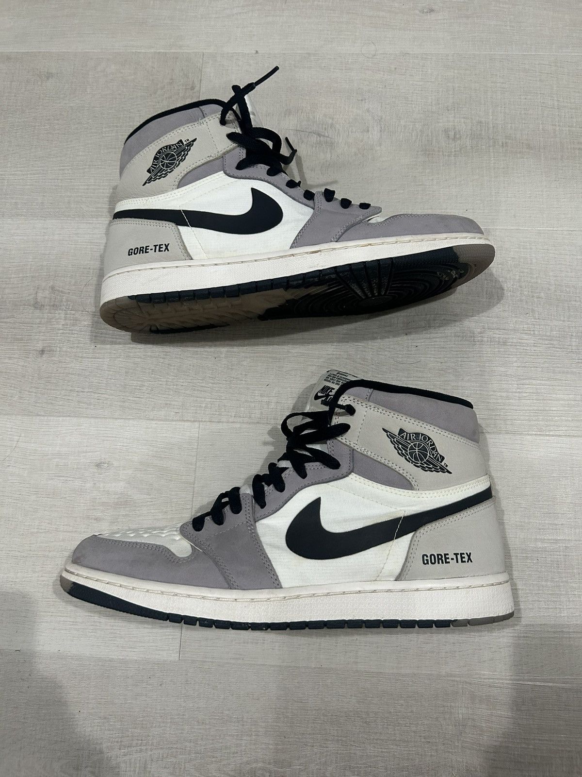 Jordan Brand Jordan 1 “gore tex” Size US 11 / EU 44 - 1 Thumbnail