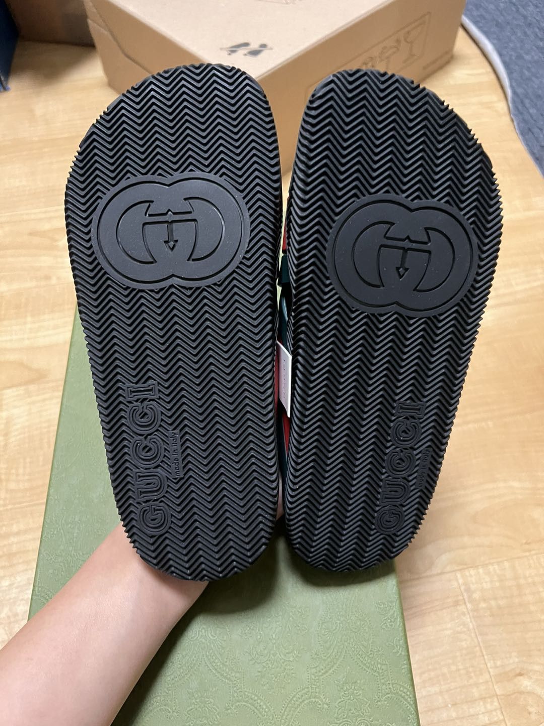 Gucci Gucci Web Slide Black Rubber (Women's) Size US 7 / IT 37 - 2 Thumbnail