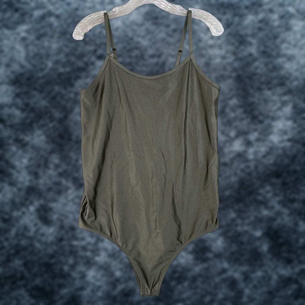 Torrid Torrid Bodysuit Top Sz 0X Green Shiny Snap Crotch Sleeveless Nylon Stretch Size XL / US 12-14 / IT 48-50 - 1 Thumbnail
