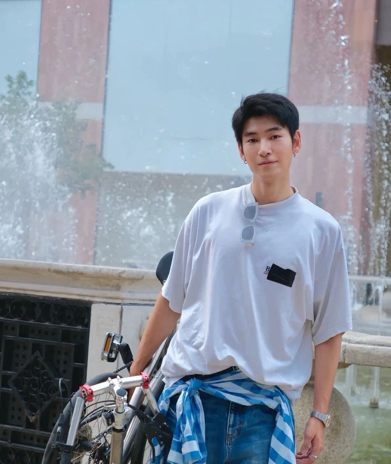 Balenciaga Balenciaga Wave-blocking cola short sleeve Size US M / EU 48-50 / 2 - 6 Thumbnail