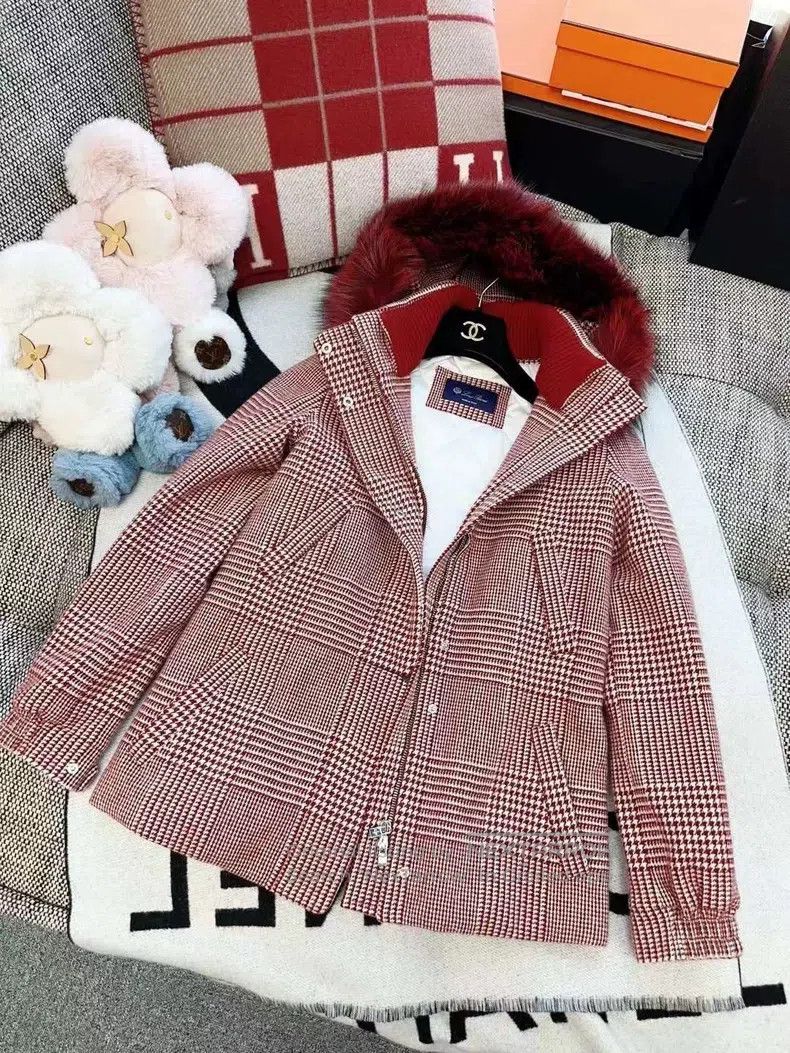 Loro Piana Loro Piana Red Plaid and Fox Fur Collar Coat Size XS / US 0-2 / IT 36-38 - 9 Thumbnail