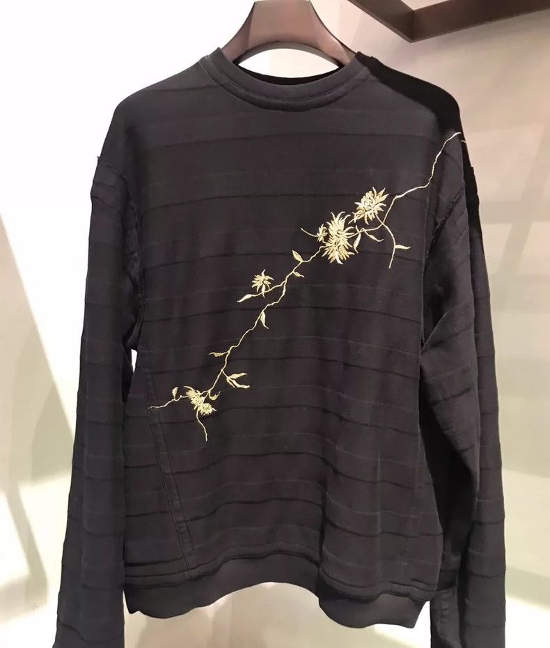 Helmut Lang HELMUT LANG Golden flower embroidery hoodie Size US S / EU 44-46 / 1 - 1 Thumbnail