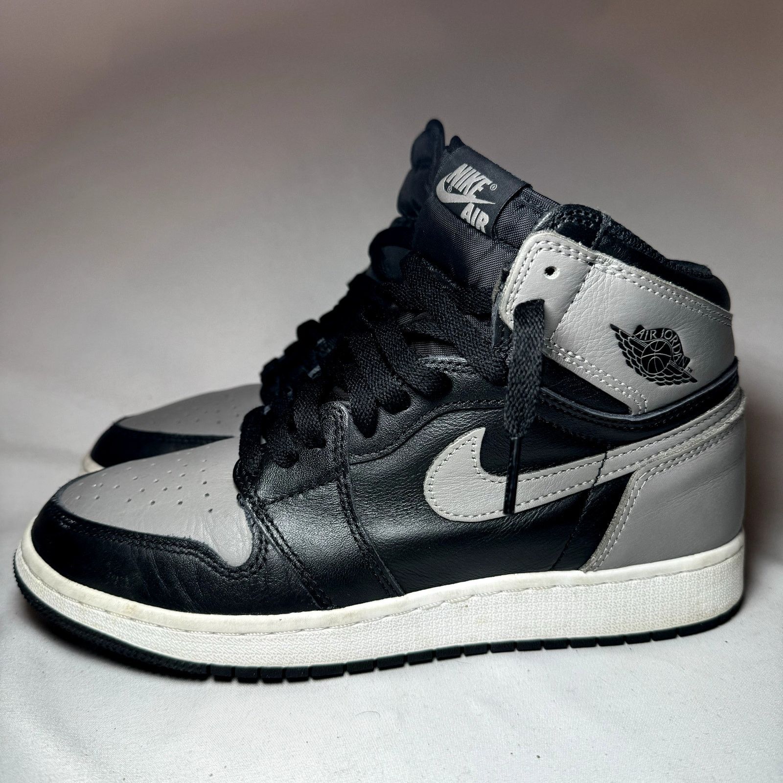 Jordan Brand × Nike Size 6.5 - Nike Air Jordan 1 Retro High OG GS Shadow 2018 Size US 6.5 / EU 39-40 - 9 Thumbnail