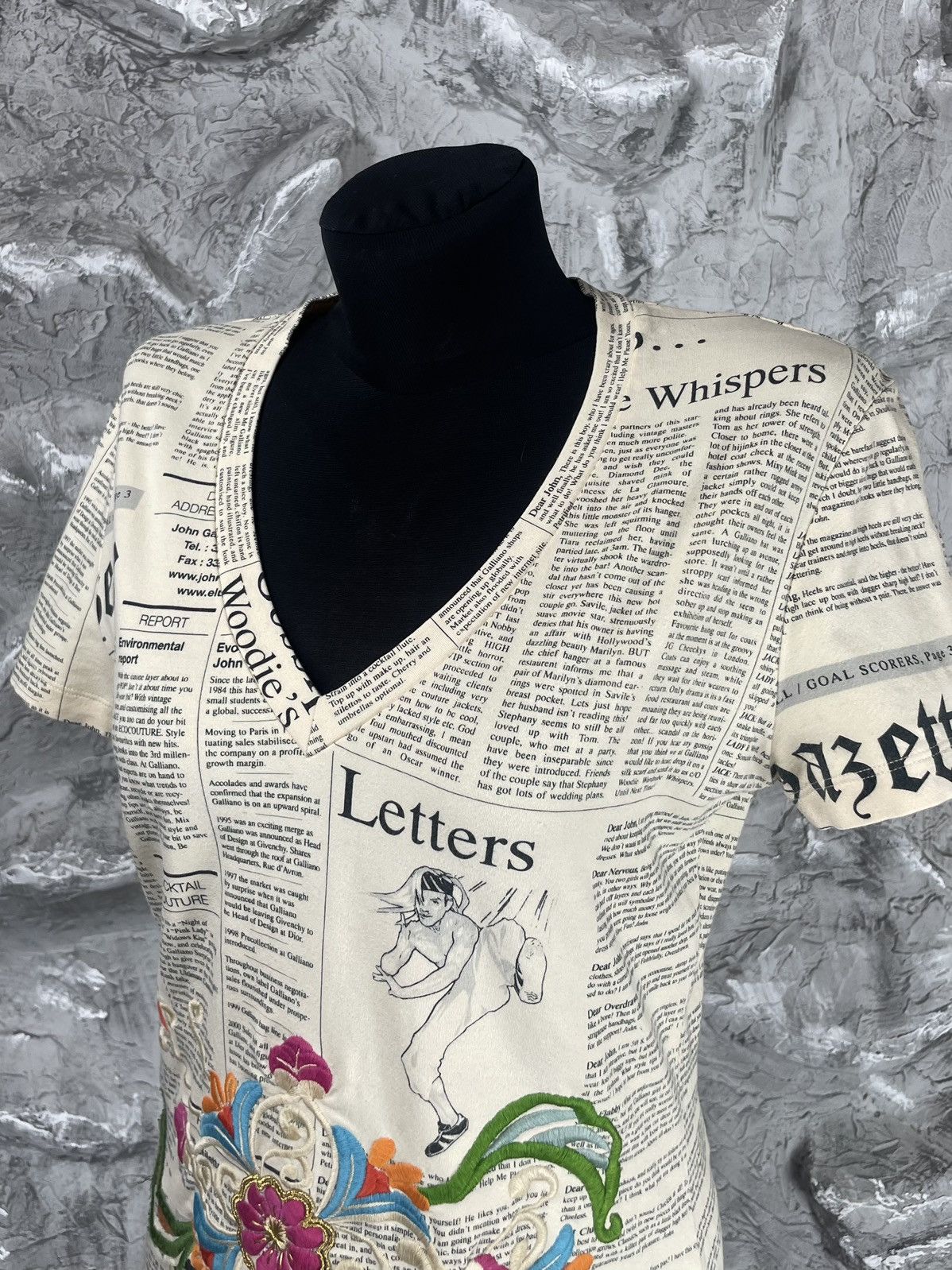 John Galliano John Galliano Rare Archive 2000s Gazette Print T-shirt Size M / US 6-8 / IT 42-44 - 10 Thumbnail