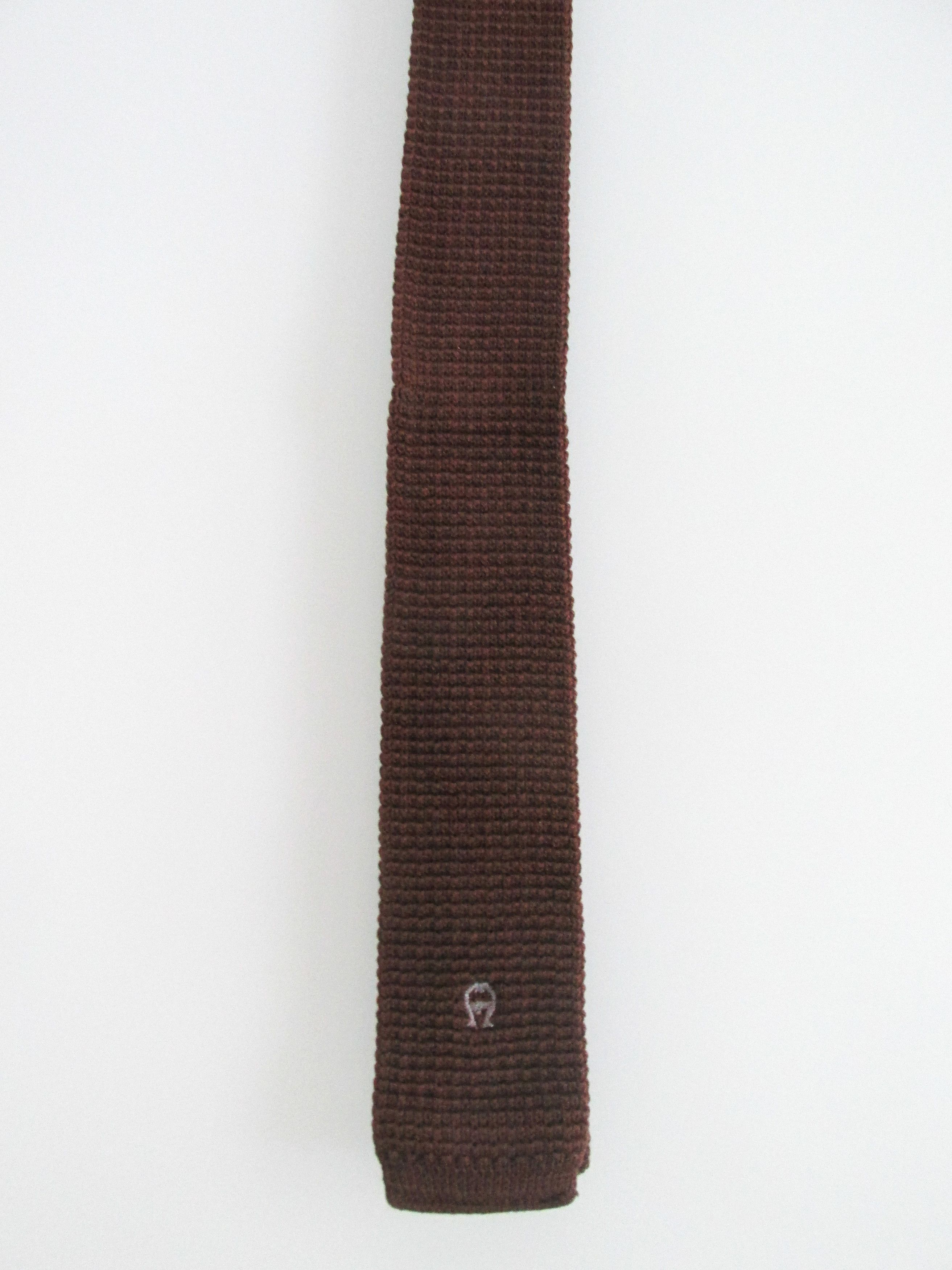 Etienne Aigner Etienne Aigner Flat/Square Bottom Vintage Men's Knit Tie Size ONE SIZE - 2 Thumbnail