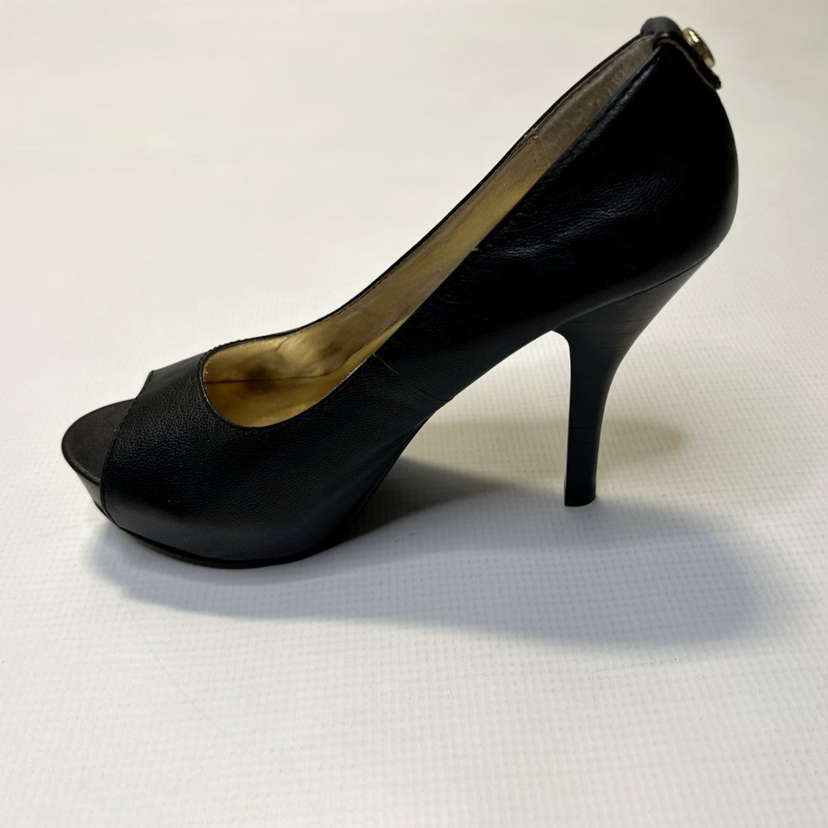 Vintage VINTAGE Michael Kors Peep Toe Hidden Platform Leather Stiletto Pumps 6.5 Black Women Heel Pump Men? Size US 7 / IT 37 - 3 Thumbnail