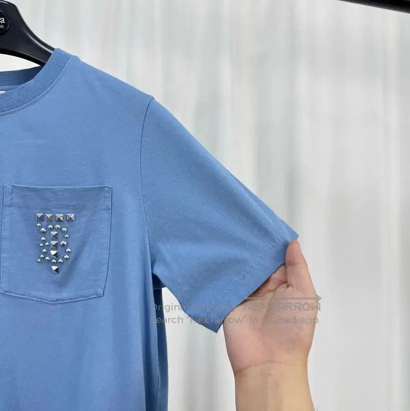 Burberry Burberry Logo Short Sleeve T-Shirt in Sky Blue. Size L / US 10 / IT 46 - 4 Thumbnail