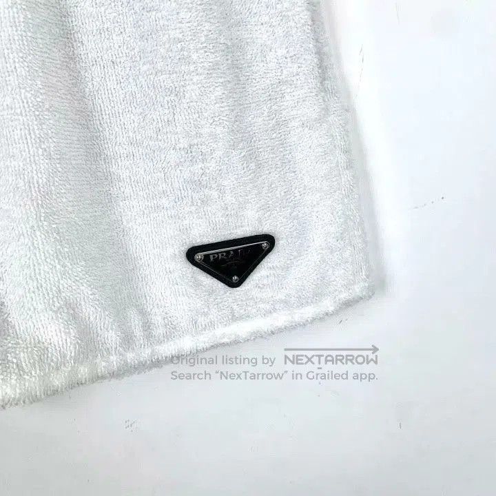 Prada Prada White Triangle Logo Cotton Towel Shorts. Size US 40 / EU 56 - 4 Thumbnail