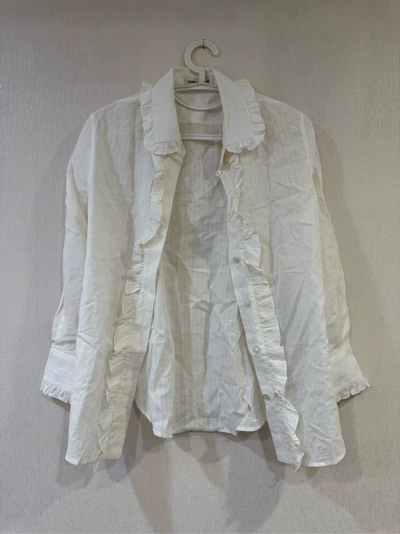 Yves Saint Laurent Saint Laurent Ruffled Collar Shirt F36 160/84 Size US S / EU 44-46 / 1 - 1 Thumbnail