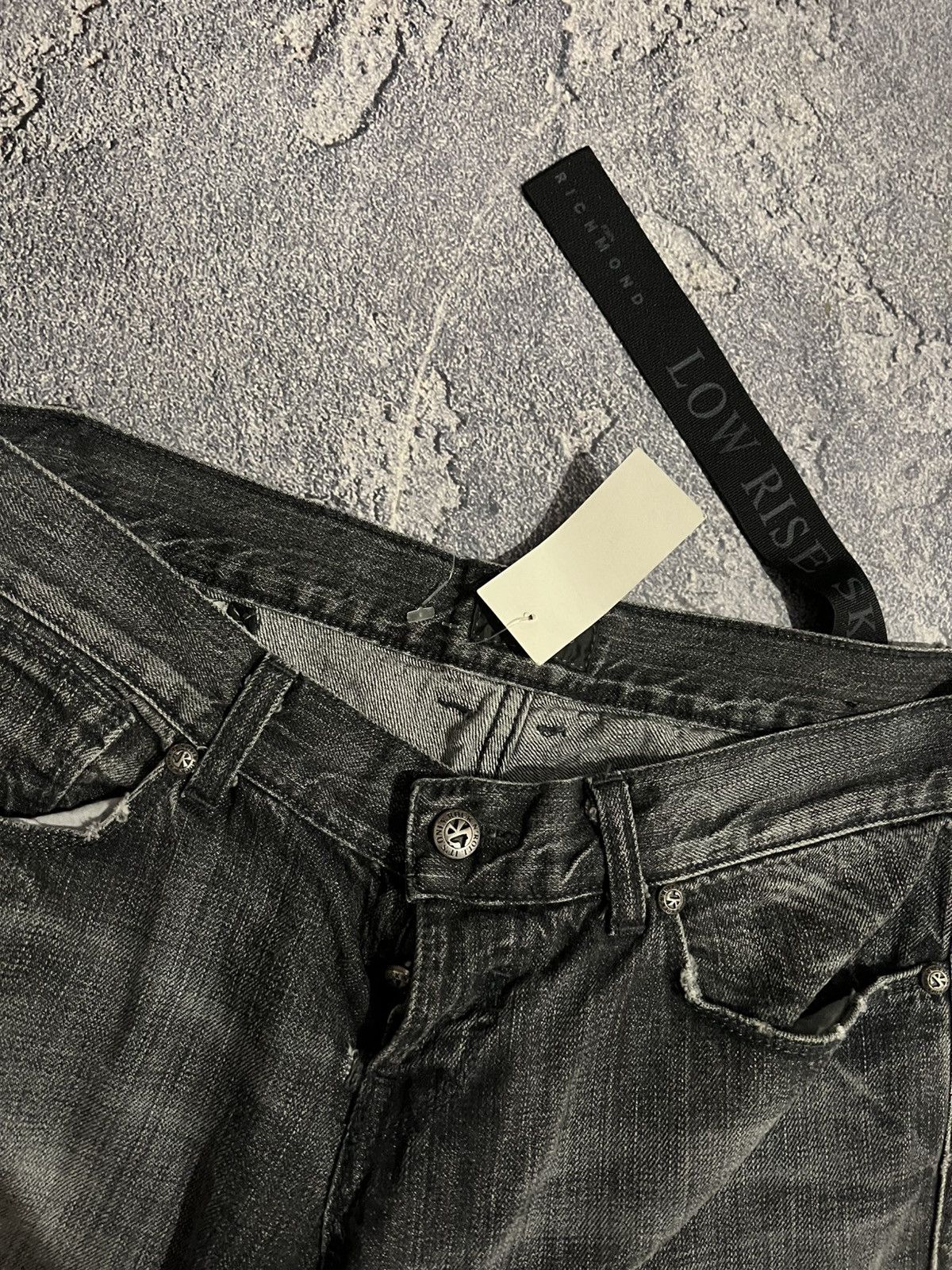 Japanese Brand Intentional Wear Y2K Aesthetic Distressed Skinny Jeans 90 Size US 31 - 7 Thumbnail