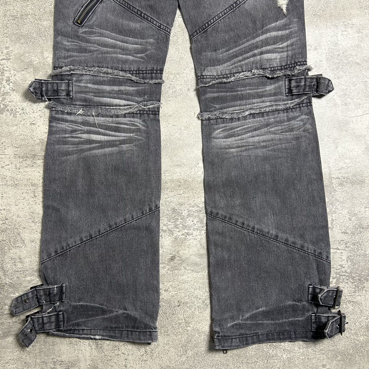 BUFFALO BOBS Black Baccara Multizipper Distressed Bondage Flare Jeans Size US 30 / EU 46 - 16 Thumbnail