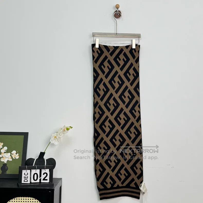 Fendi Fendi size 190x35cm Classic Big Logo Double F Monogrammed S Size ONE SIZE - 1 Thumbnail