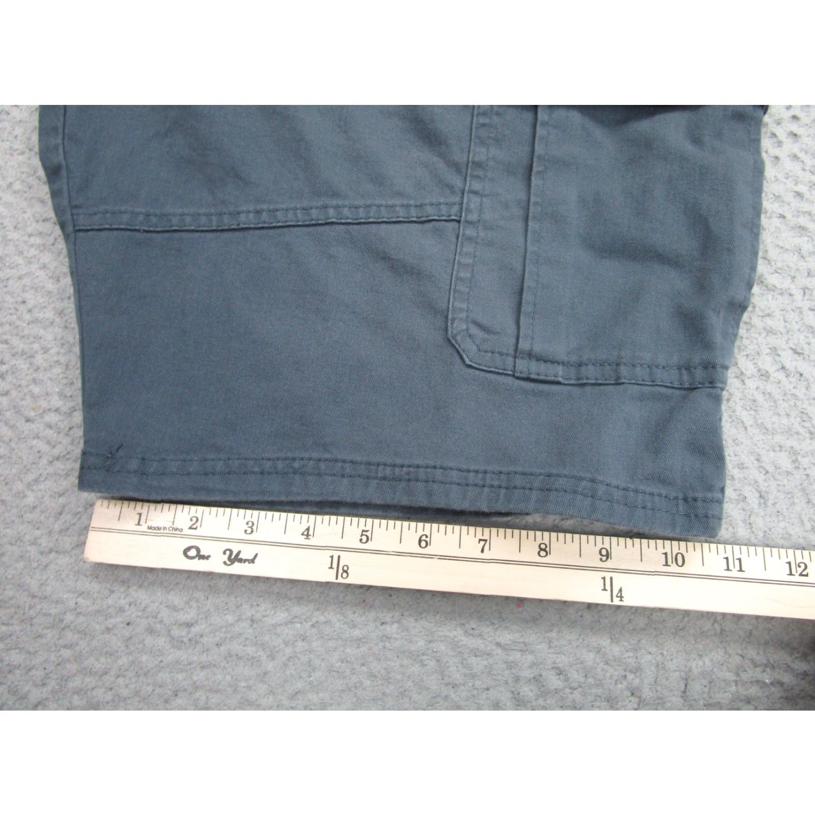 Wrangler Wrangler Shorts Mens 38 Gray Relaxed Fit Cargo Pockets Cotton Blend Casual Size US 38 / EU 54 - 5 Thumbnail