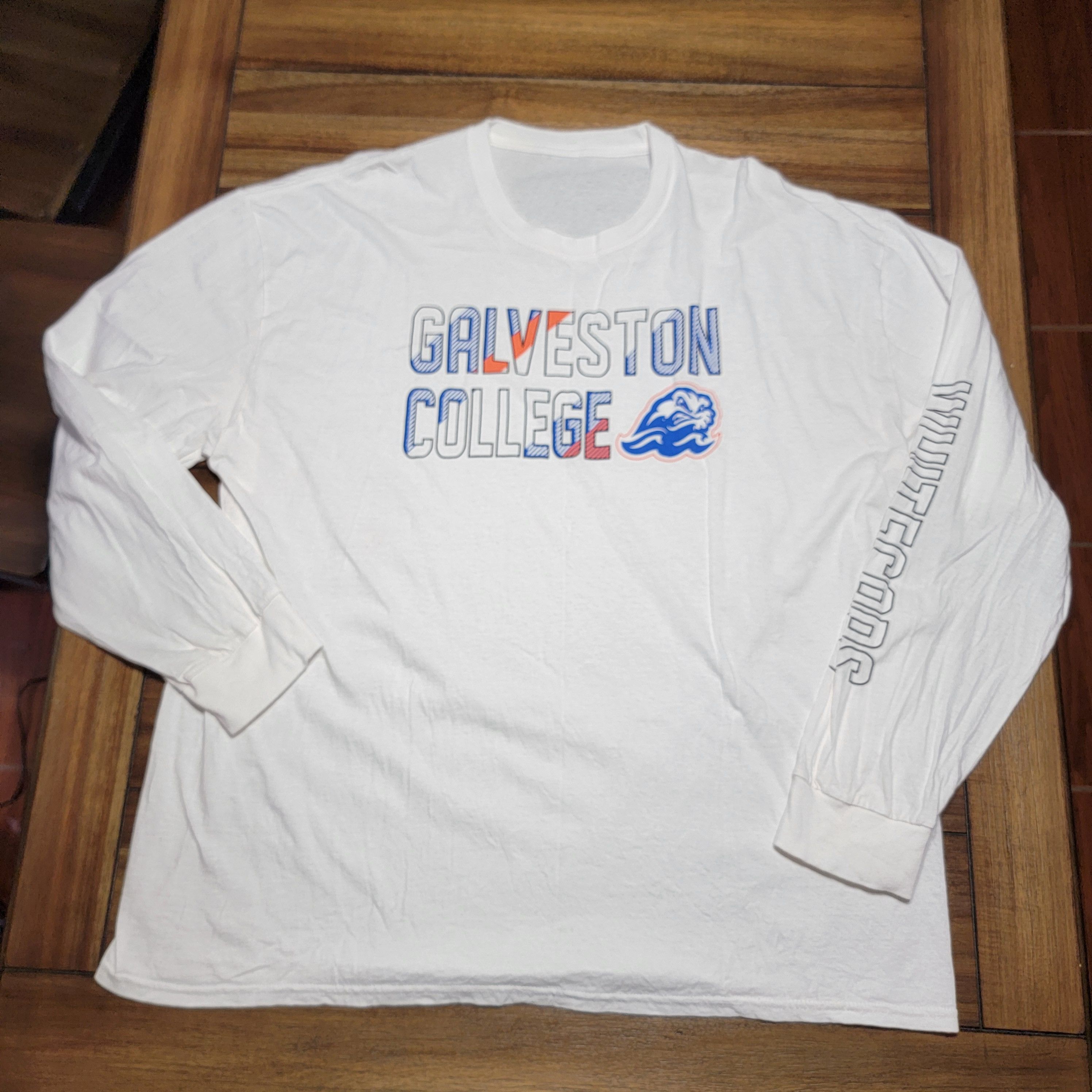 Other Galveston College LS White Unisex Tee Whitecaps - Size 2XL Size XXL / US 16-18 / IT 52-54 - 1 Thumbnail