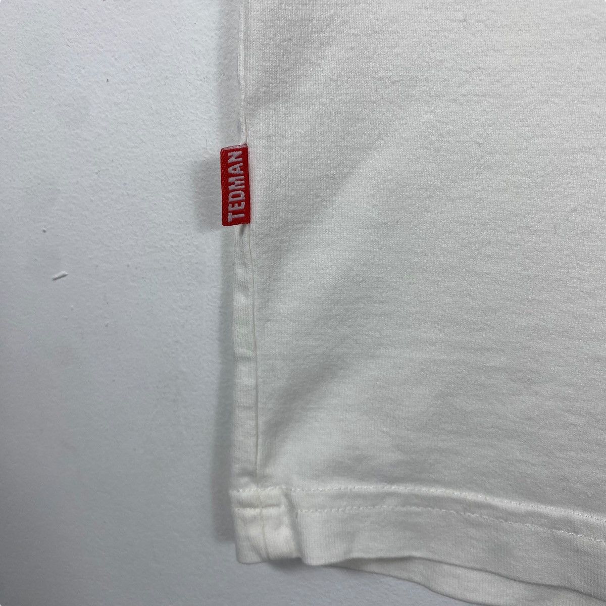 Tedman Japanese Brand TEDMAN Moon Landing Was A Hoax Graphic Tee Size US M / EU 48-50 / 2 - 3 Thumbnail