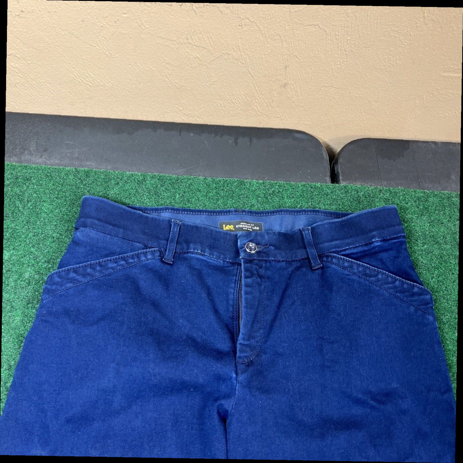 Lee Lee Jeans 10 Medium Blue Regular Fit Straight Leg Mid Rise Flex Motion Womens Size 32" / US 10 / IT 46 - 3 Thumbnail