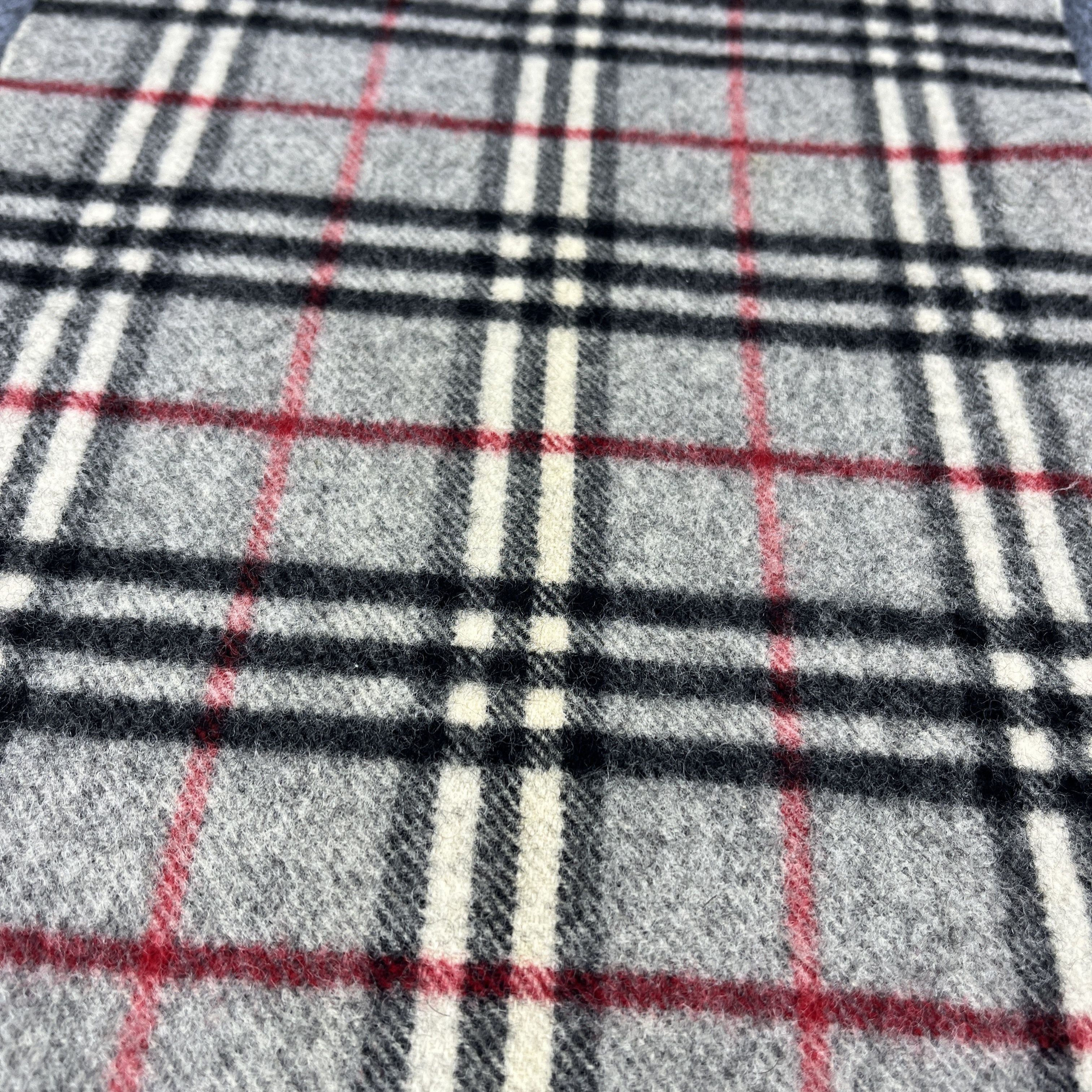 Burberry × Vintage Vintage Burberry Scarf / Muffler / Neckwear T1144 Size ONE SIZE - 13 Thumbnail