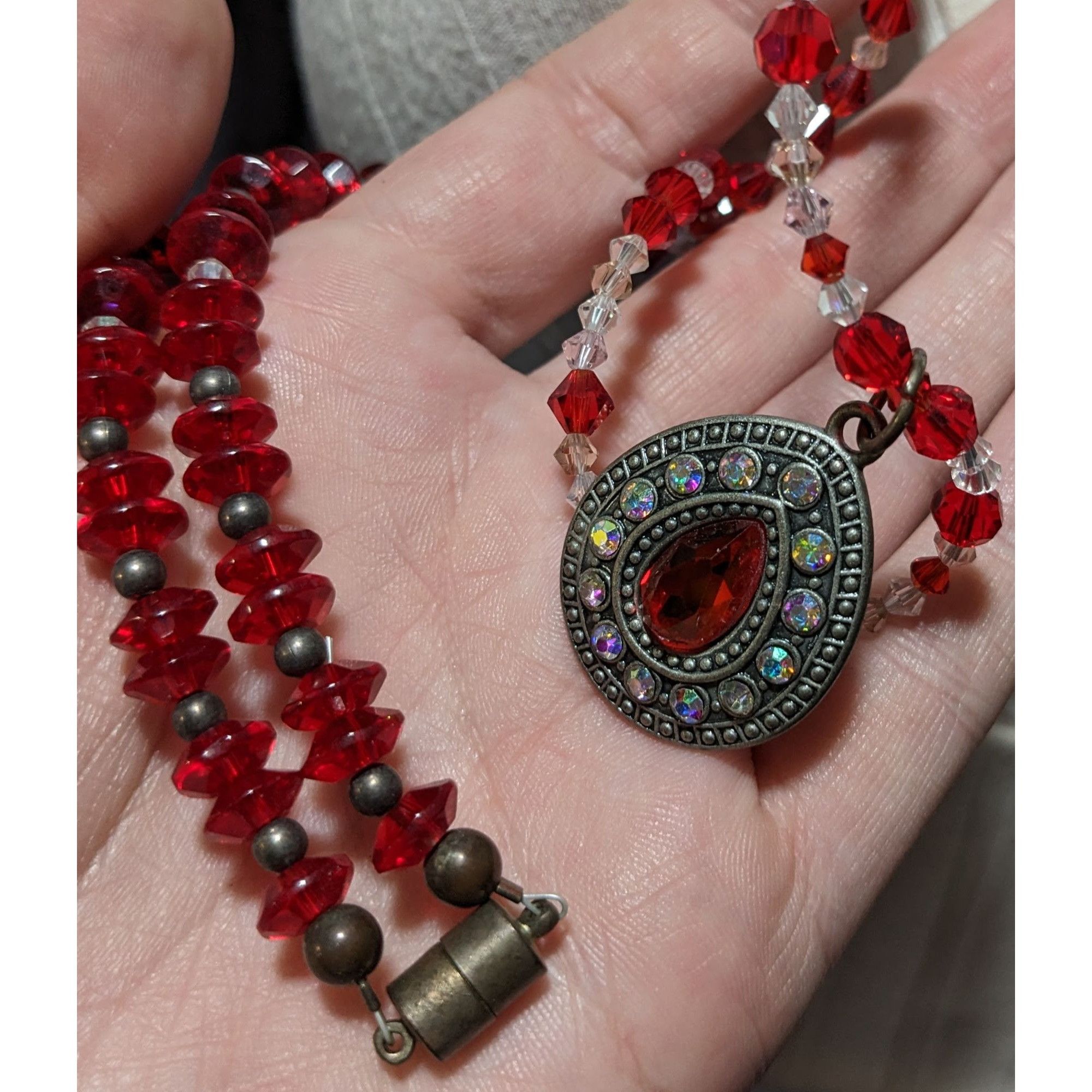 Other Vampire Glam Glass Beaded Teardrop Necklace Size ONE SIZE - 6 Thumbnail
