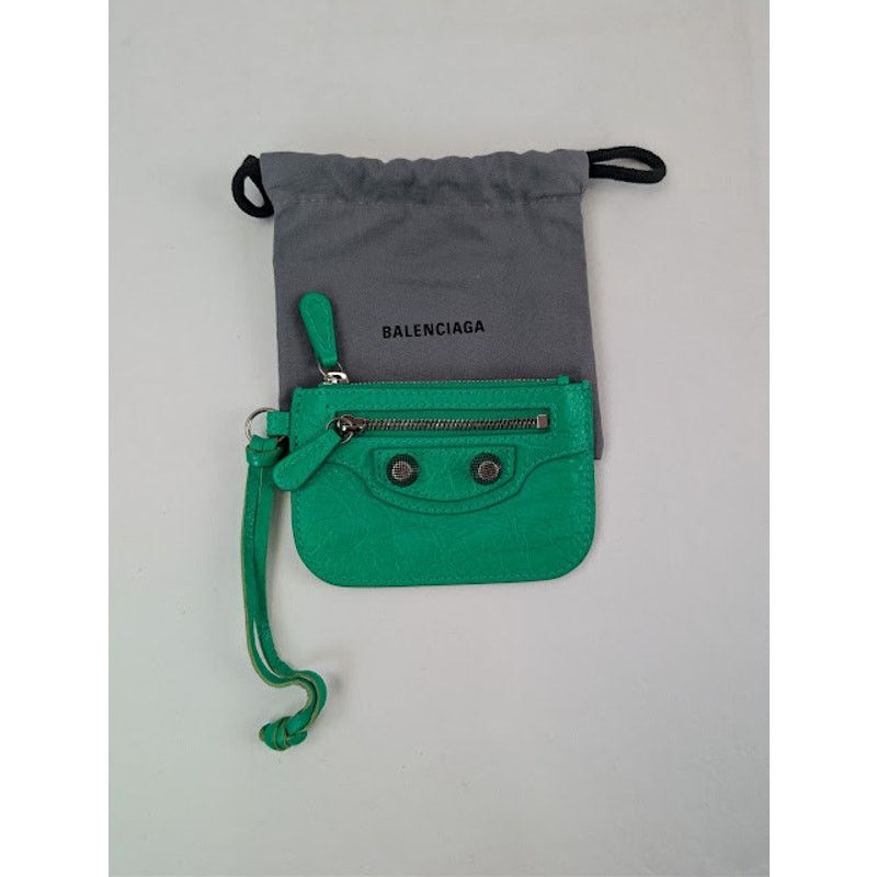 Balenciaga o1rshd1 Size: OS / Le Cagole Card Holder in Neon Green Size ONE SIZE - 10 Thumbnail