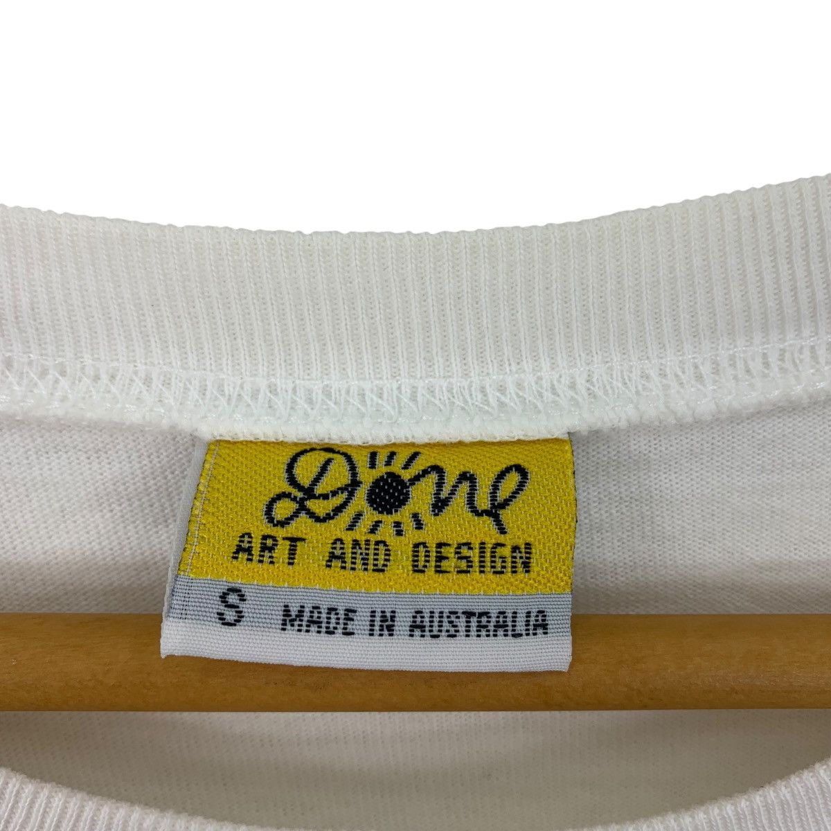 Vintage Vintage KEN DONE Australian down under art tee Size US S / EU 44-46 / 1 - 3 Thumbnail