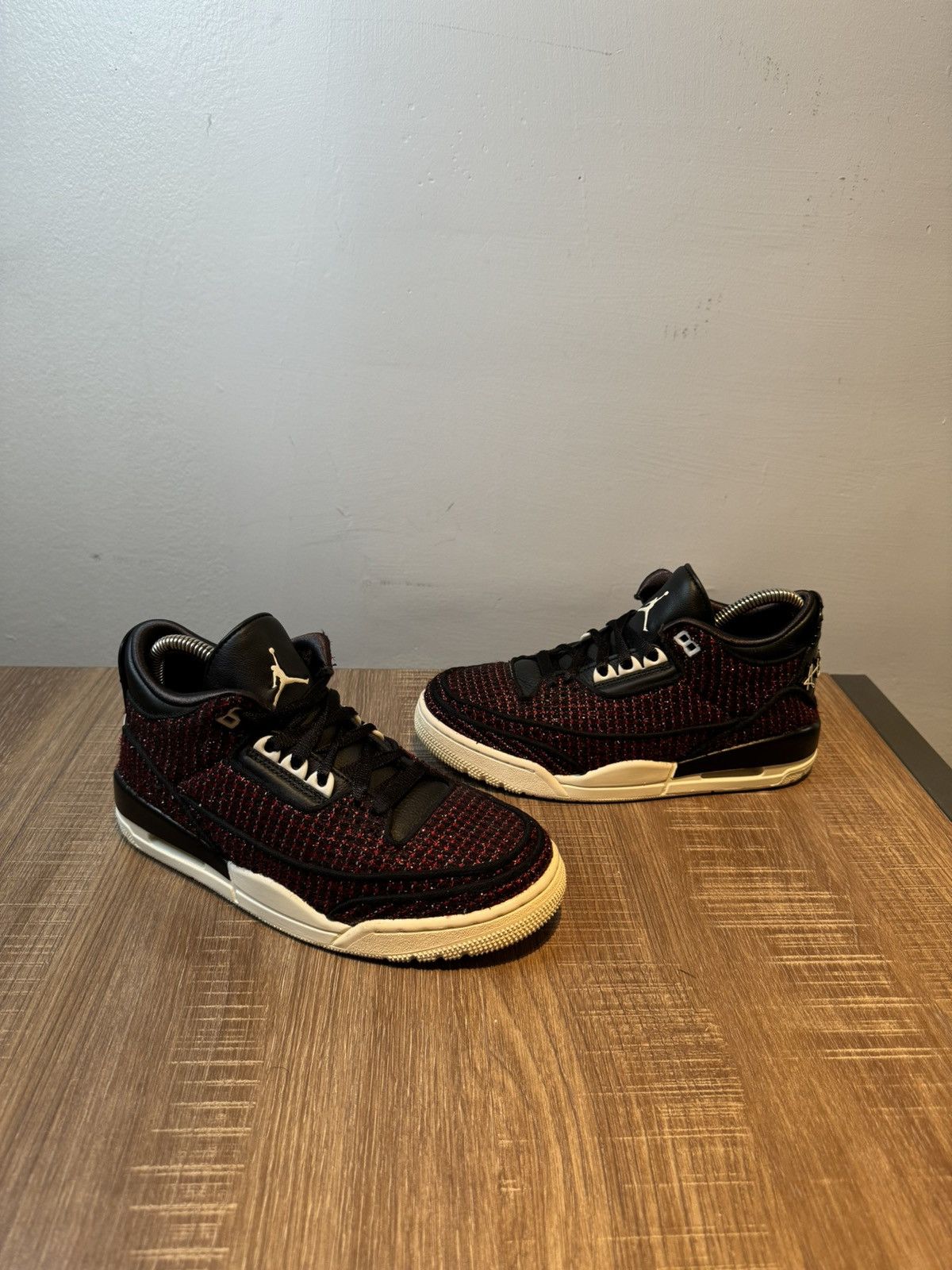 Jordan Brand Size 7 - Jordan 3 Retro x Anna Wintour AWOK 2018 shoes Size US 7 / IT 37 - 2 Thumbnail