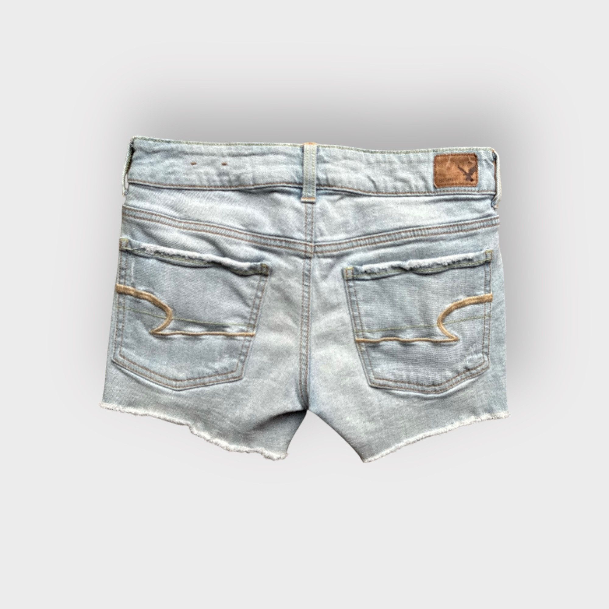American Eagle Outfitters Vintage American Eagle Woman's Jean Shorts Size 28" / US 6 / IT 42 - 1 Thumbnail