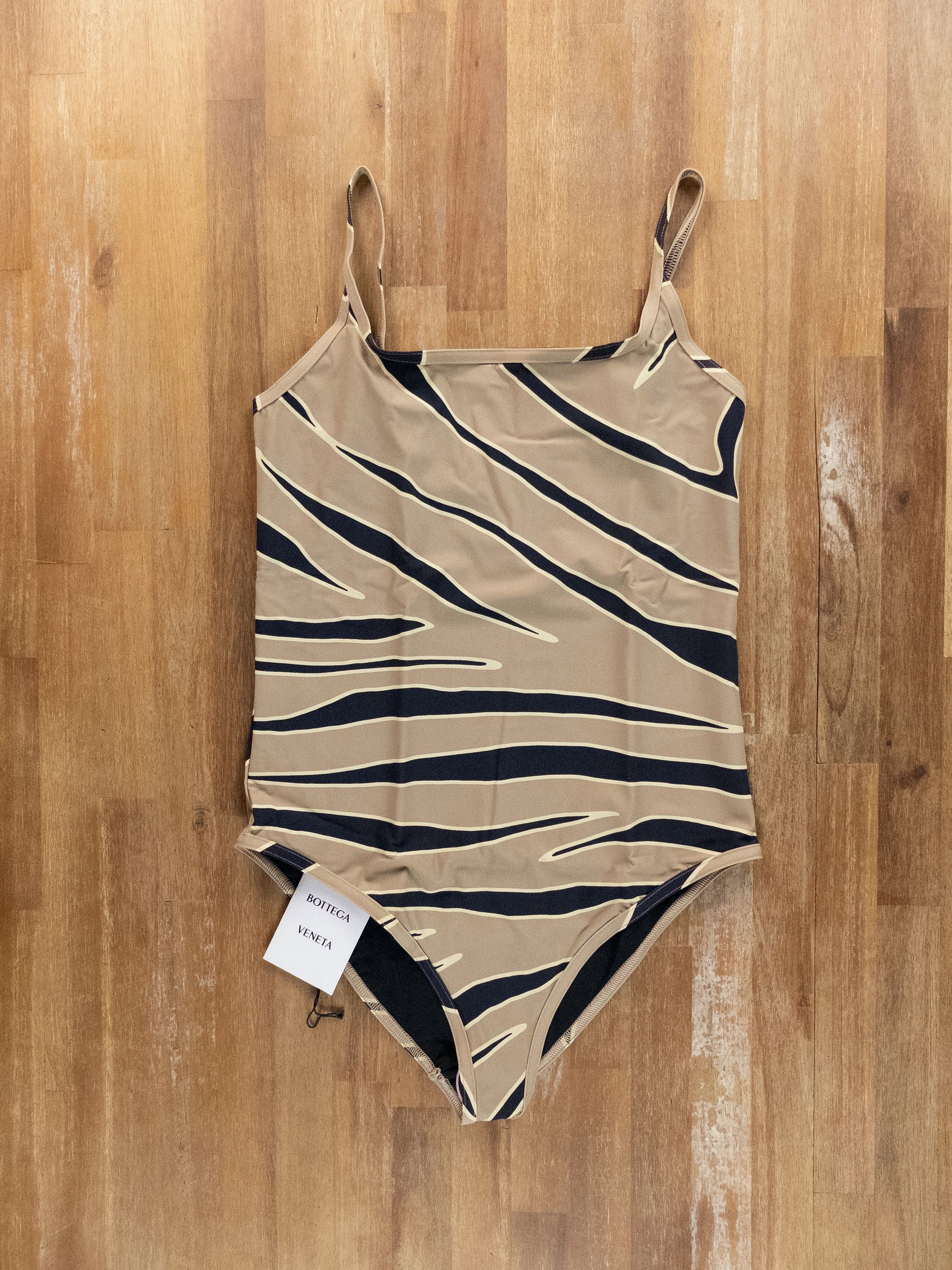 Bottega Veneta BOTTEGA VENETA beige animal print swimsuit Size Large / 8 US Size 30" / US 8 / IT 44 - 2 Thumbnail