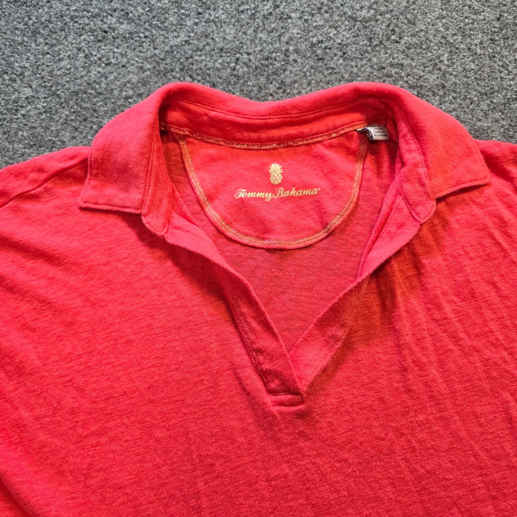 Tommy Bahama Tommy Bahama Shirt Womens Size S Red Linen Short Sleeve V-Neck Casual Lightweight Beach Classic Minimal Knit T-Shirt Size S / US 4 / IT 40 - 2 Thumbnail