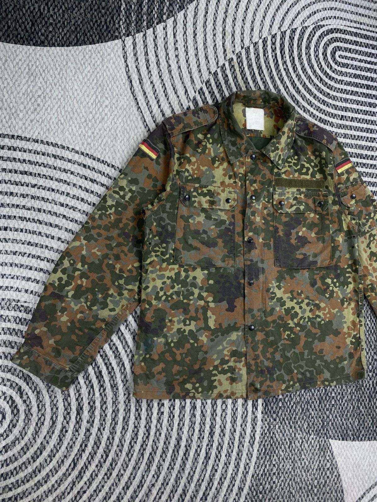 Vintage Vintage German Army Flecktarn Field Camouflage Jacket Size US M / EU 48-50 / 2 - 3 Thumbnail