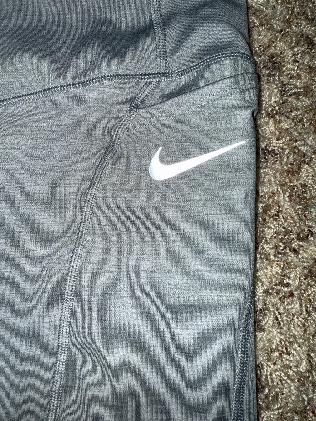 Nike Nike Women's Mid Rise Crop Running Fast Plus Size Leggings Size 42" / US 20 - 8 Thumbnail