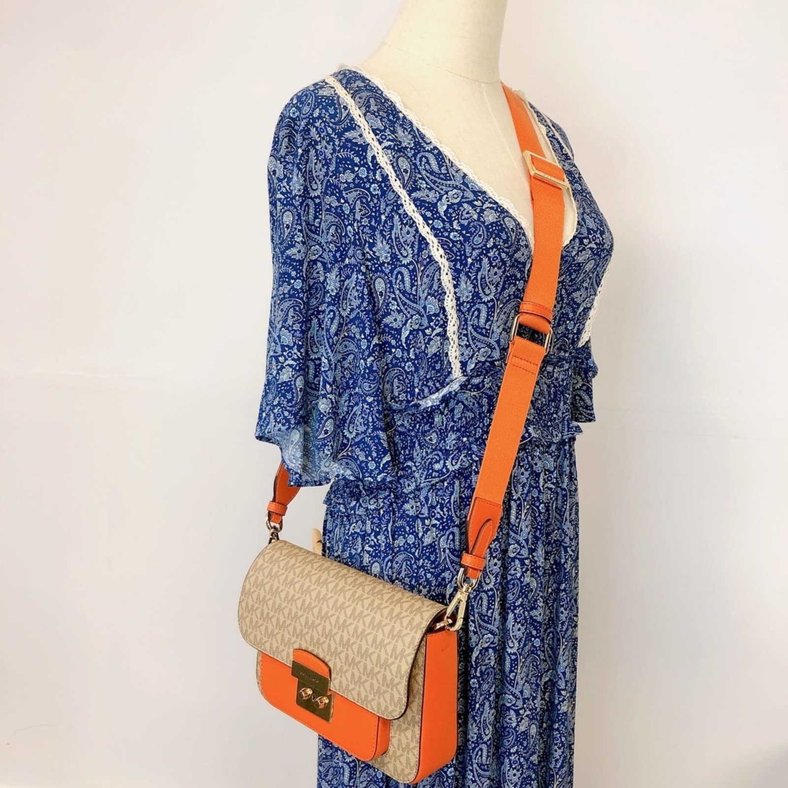 Michael Kors Michael Kors 35S3GS9M2B Sloan Editor MD Messenger IN POPPY Size ONE SIZE - 1 Thumbnail