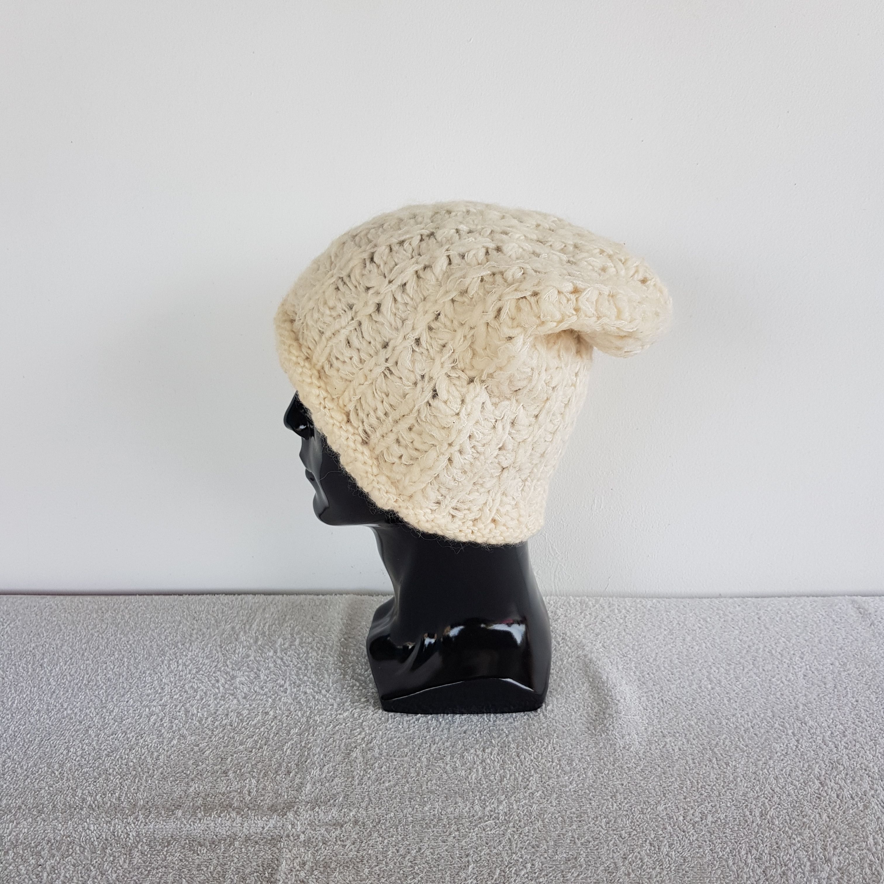 Aran Isles Knitwear Vintage Descente Beanie 90s Slouchy Crochet Snow Caps Hats Size ONE SIZE - 4 Thumbnail