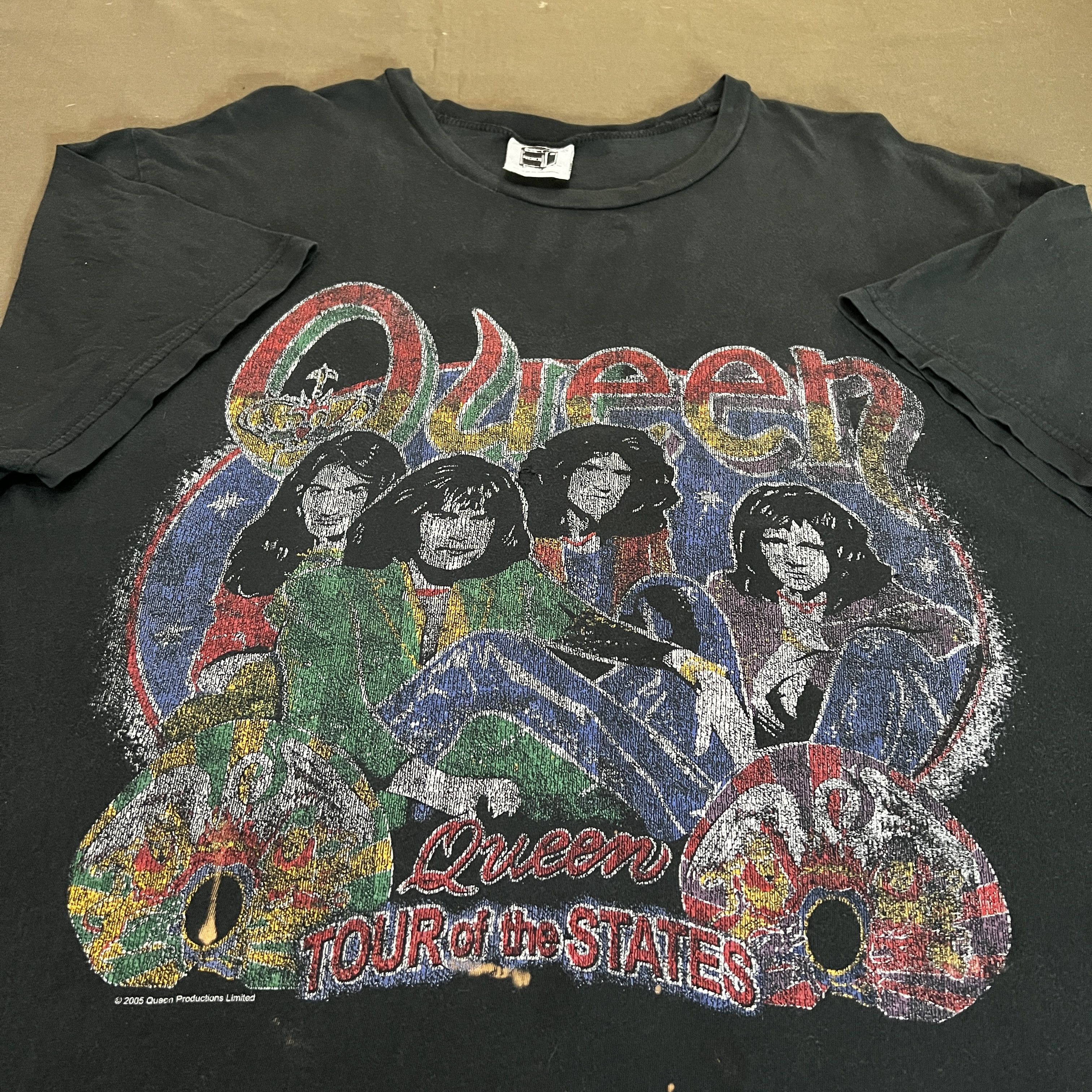 Band Tees × Vintage Vintage 2005 Y2K Queen Tour Promo Tee Size US L / EU 52-54 / 3 - 4 Thumbnail