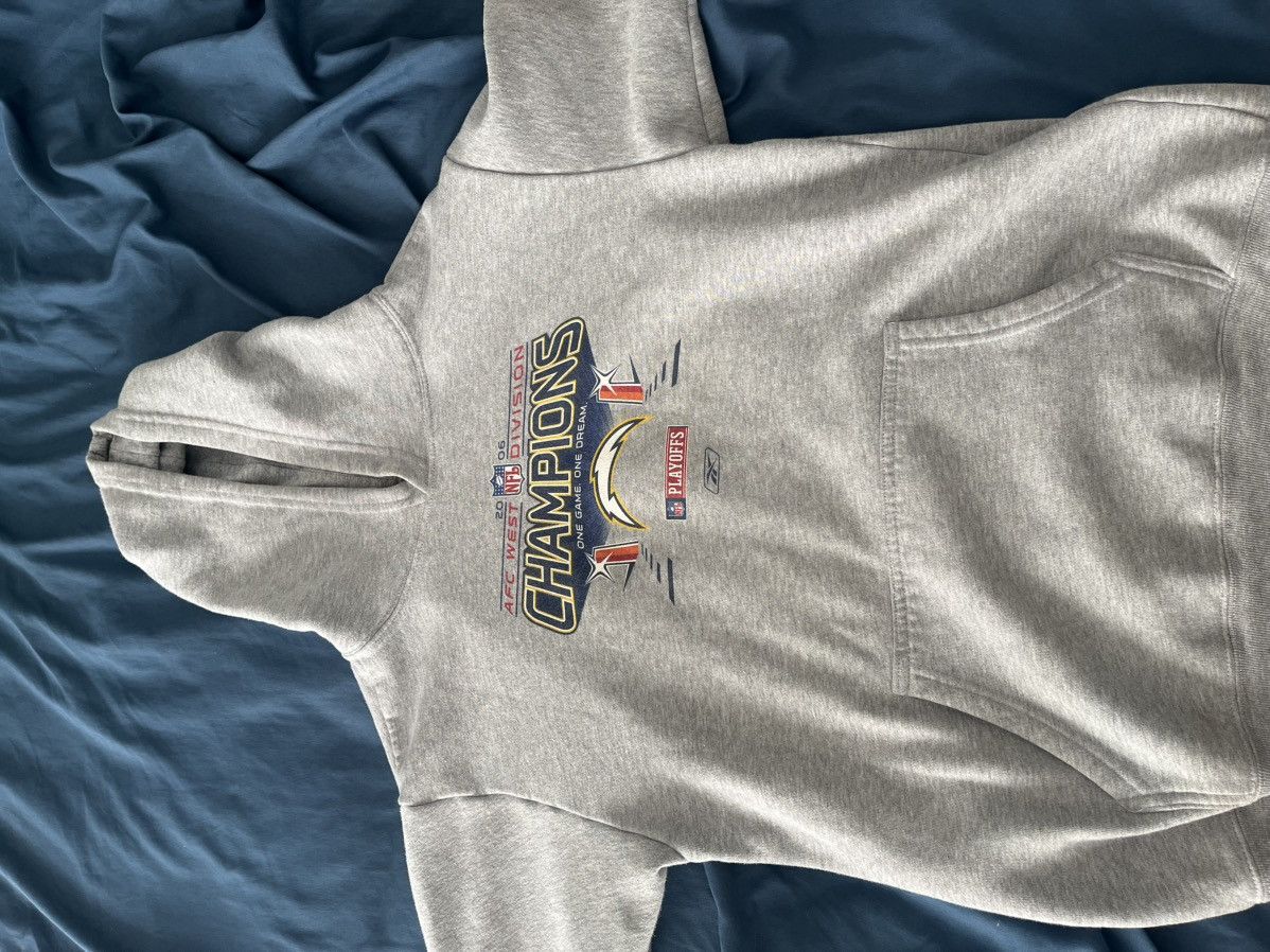 Other San diego chargers hoodie Size US XL / EU 56 / 4 - 1 Thumbnail