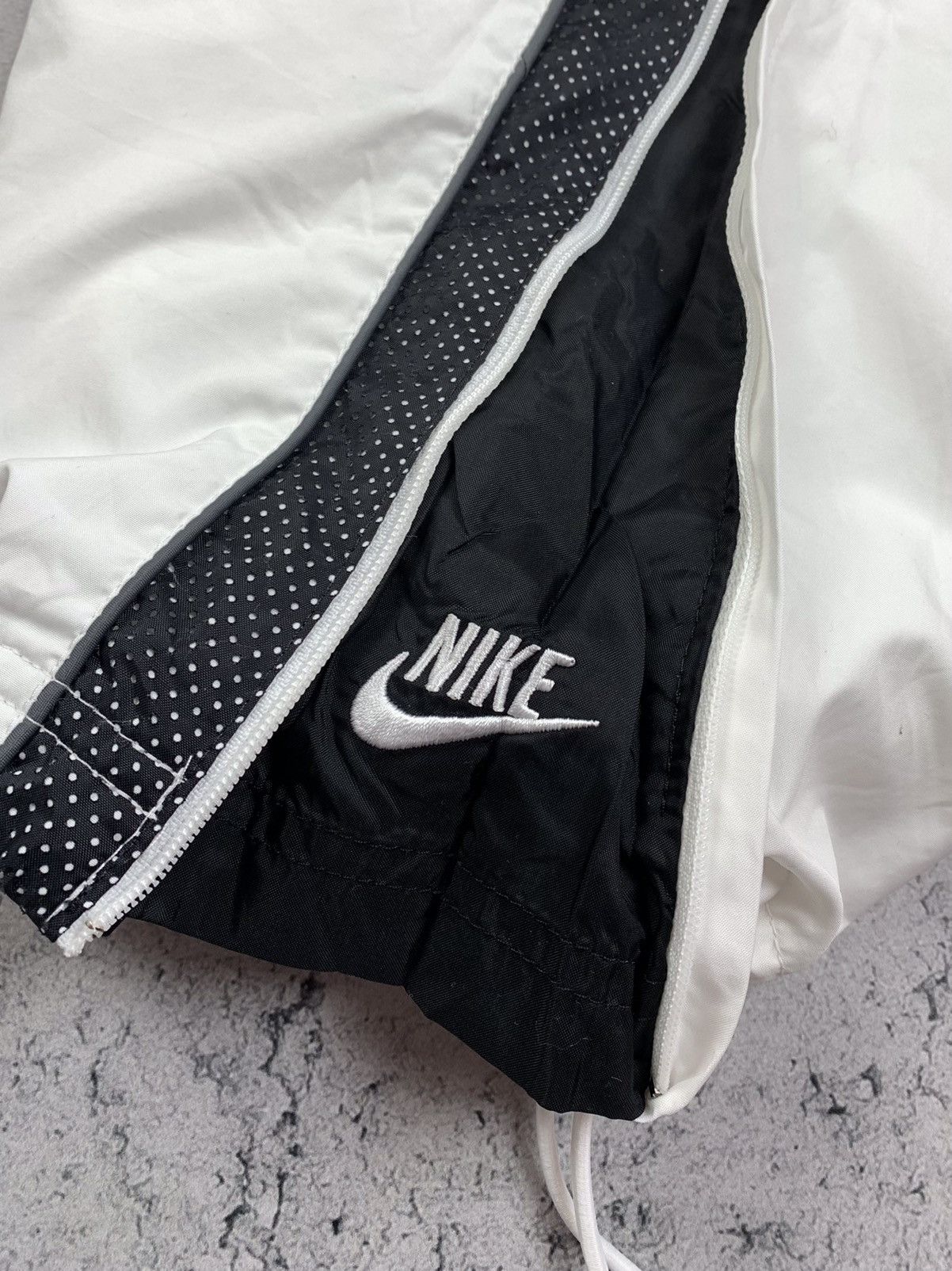 Vintage Nike Vintage Y2K Nylon White Pants Mens Size XXL Size US 38 / EU 54 - 15 Thumbnail