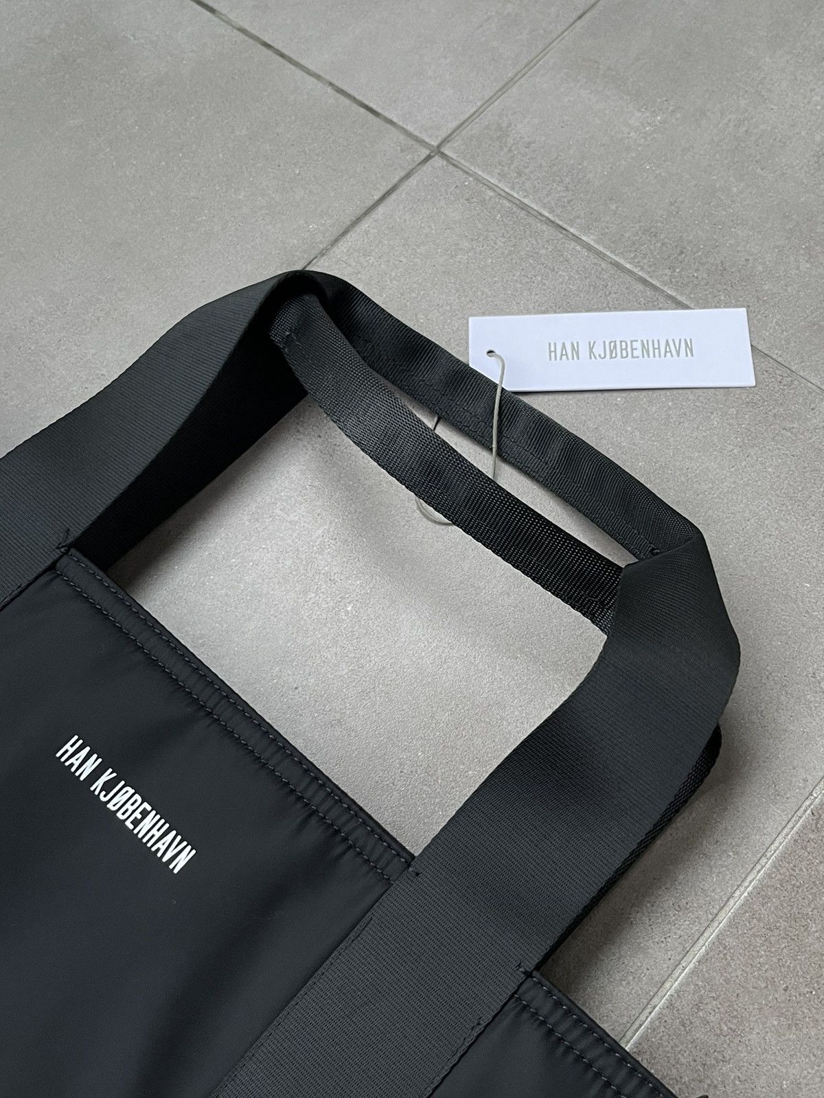 Han Kjobenhavn !DS! SS23 Han Kjobenhavn Small Logo Nylon Black Shooper Bag Size ONE SIZE - 10 Thumbnail