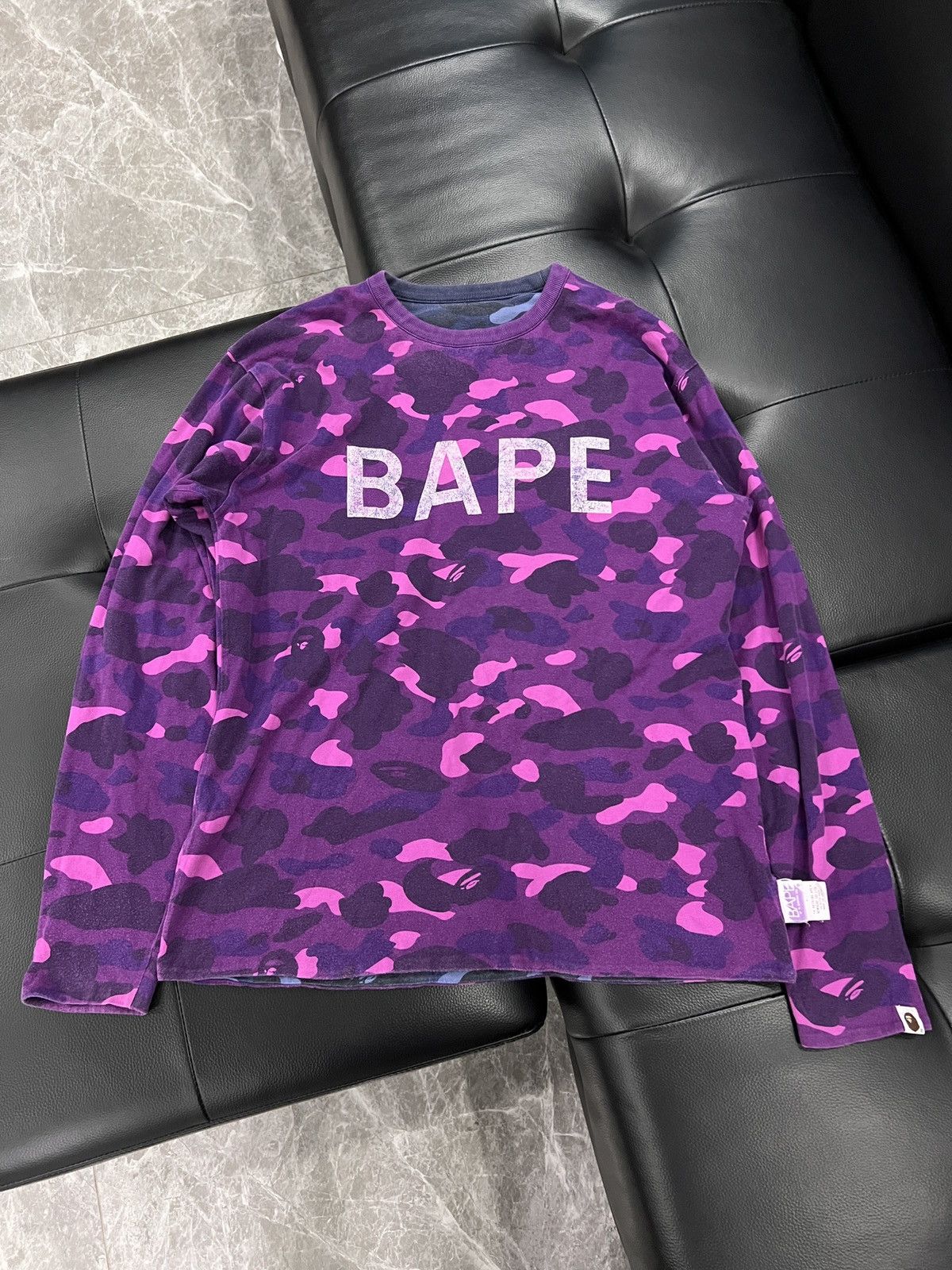 Bape BAPE OG Purple/Blue Camo Logo Reversible Long Sleeve Size US L / EU 52-54 / 3 - 1 Thumbnail