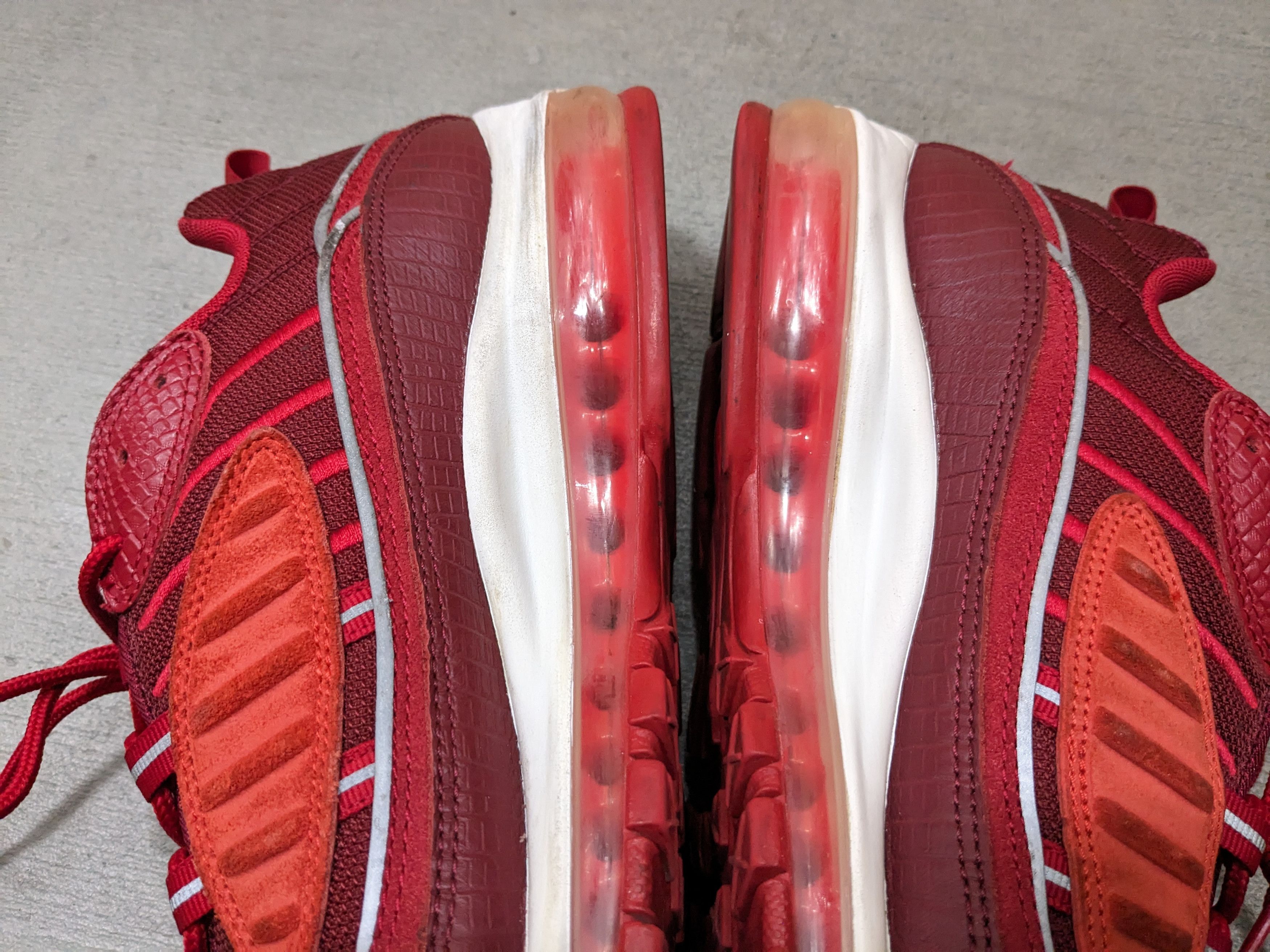 Nike Nike Air Max 98 SE Triple Red Size 11 White AO9380-600 Size US 11 / EU 44 - 12 Thumbnail
