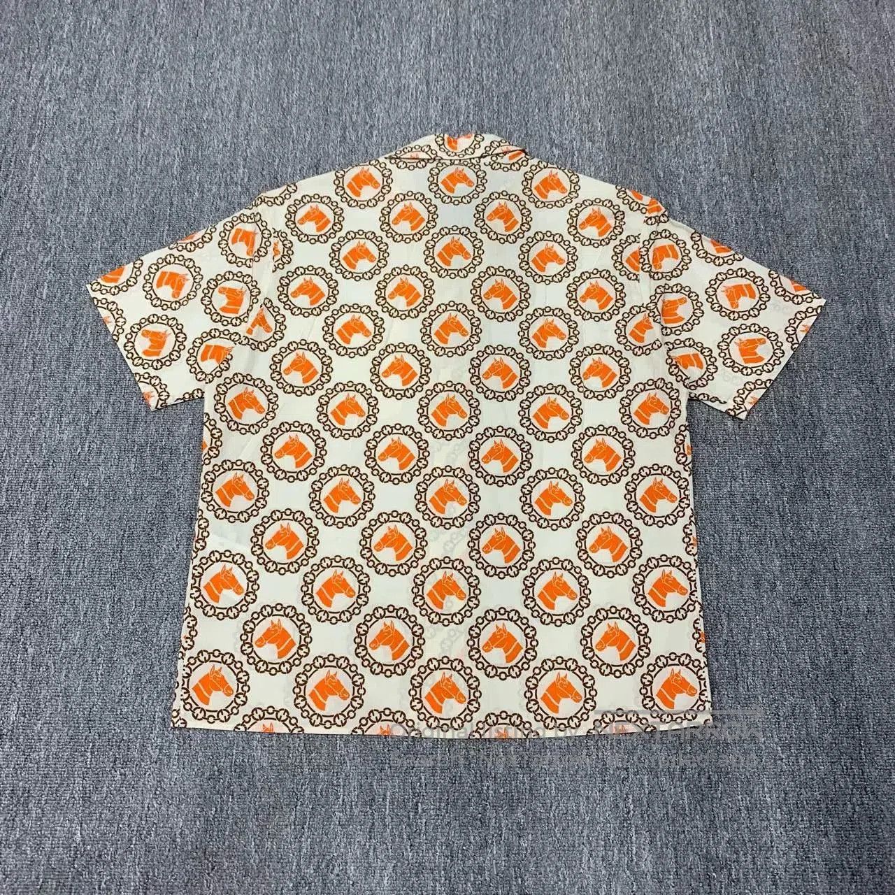 Gucci gucci short sleeve horse print shirt. Size US M / EU 48-50 / 2 - 2 Thumbnail