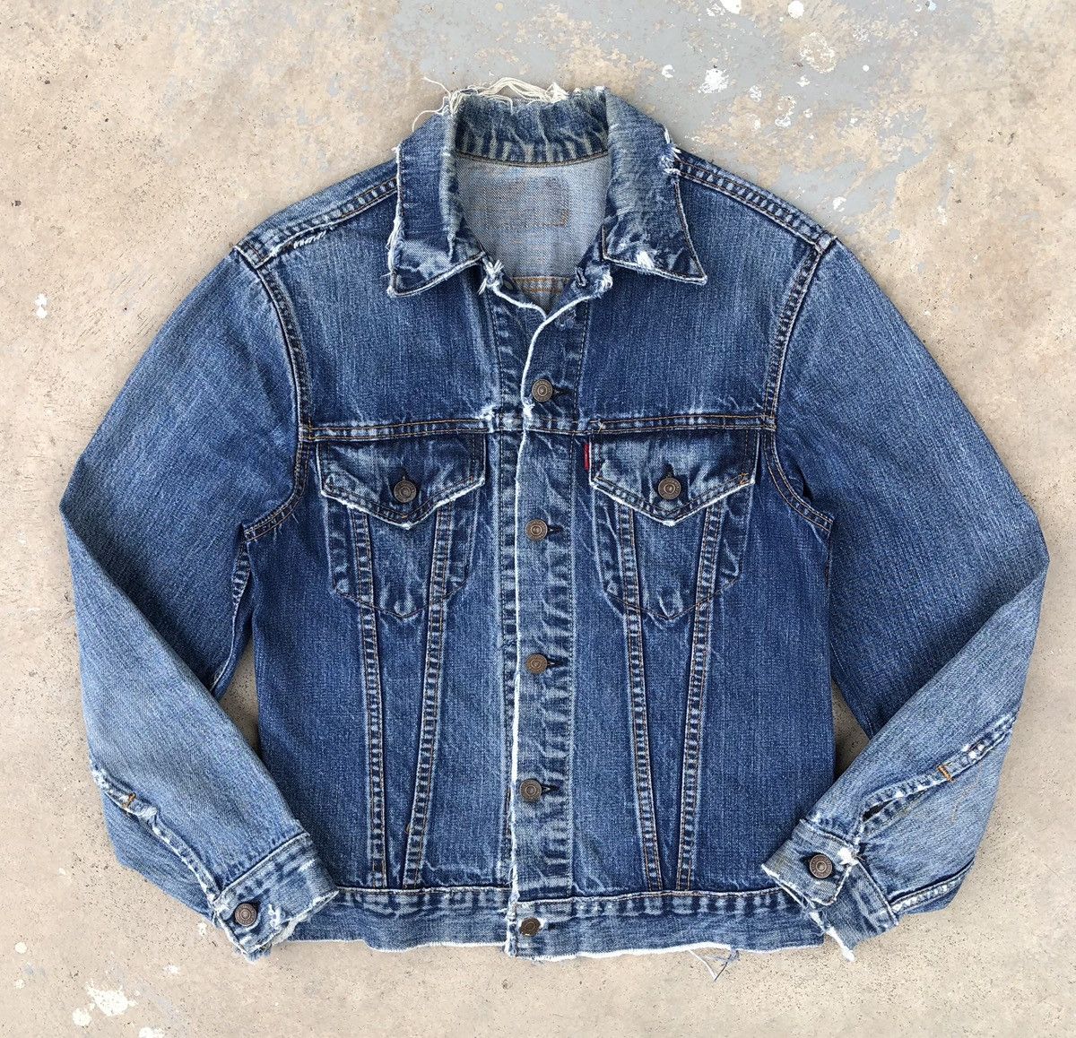Levi's Vintage 70s Levis 505 BIG E Distressed Trucker Jacket Size US S / EU 44-46 / 1 - 13 Thumbnail