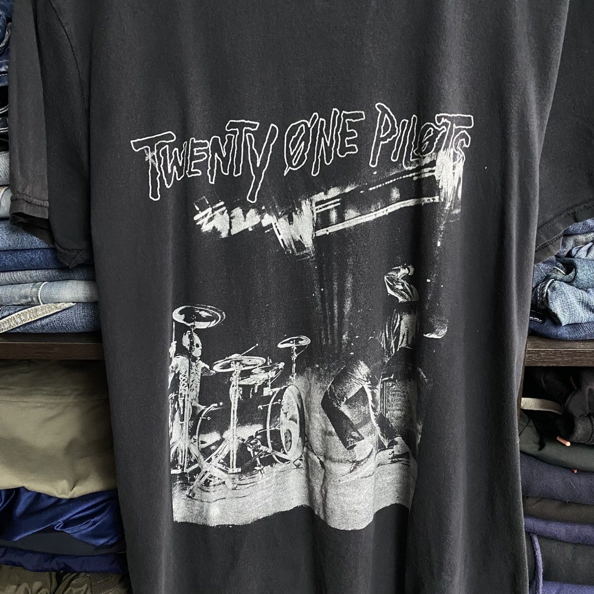 Band Tees Vintage Twenty One Pilots Big Logo band 90’s tee Size US L / EU 52-54 / 3 - 2 Thumbnail