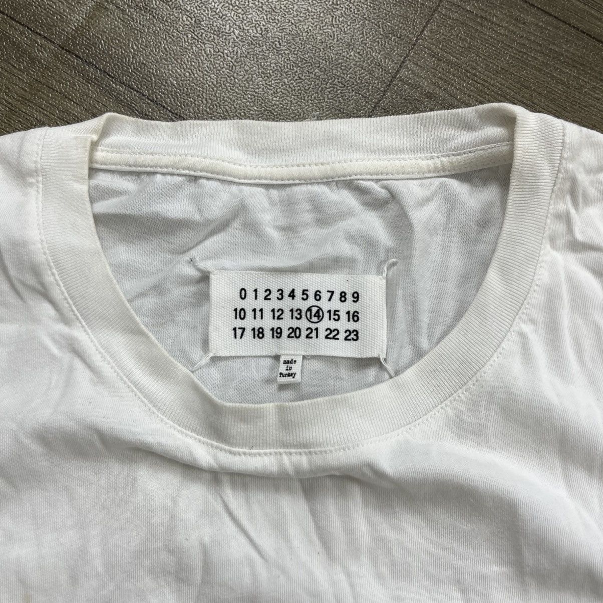 Maison Margiela Luxury Maison Martin Margiela Paris Stereotype White Tee Size US M / EU 48-50 / 2 - 5 Thumbnail