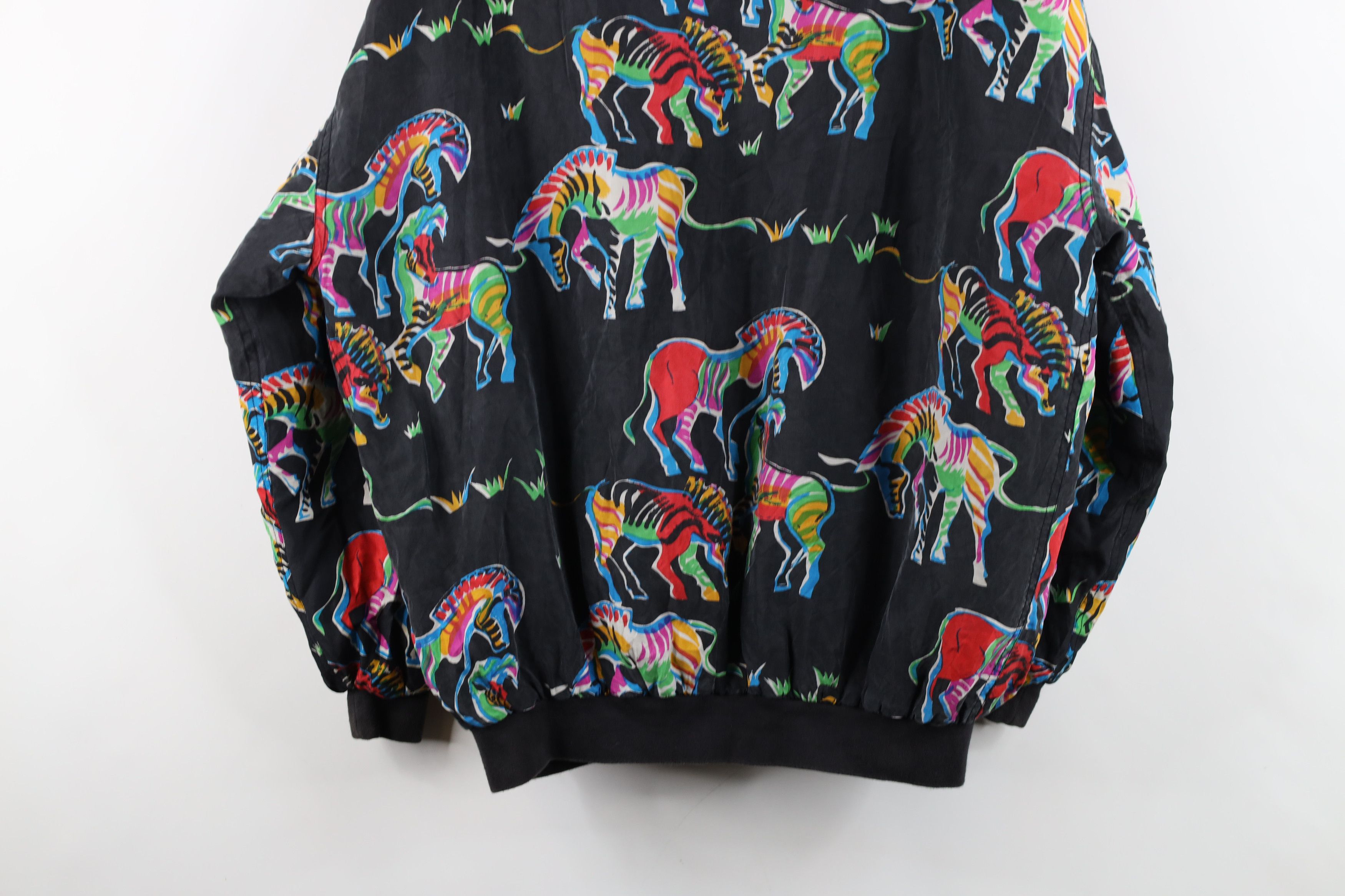 Vintage Vintage 90s Streetwear Rainbow Zebra Full Zip Bomber Jacket Size L / US 10 / IT 46 - 15 Thumbnail